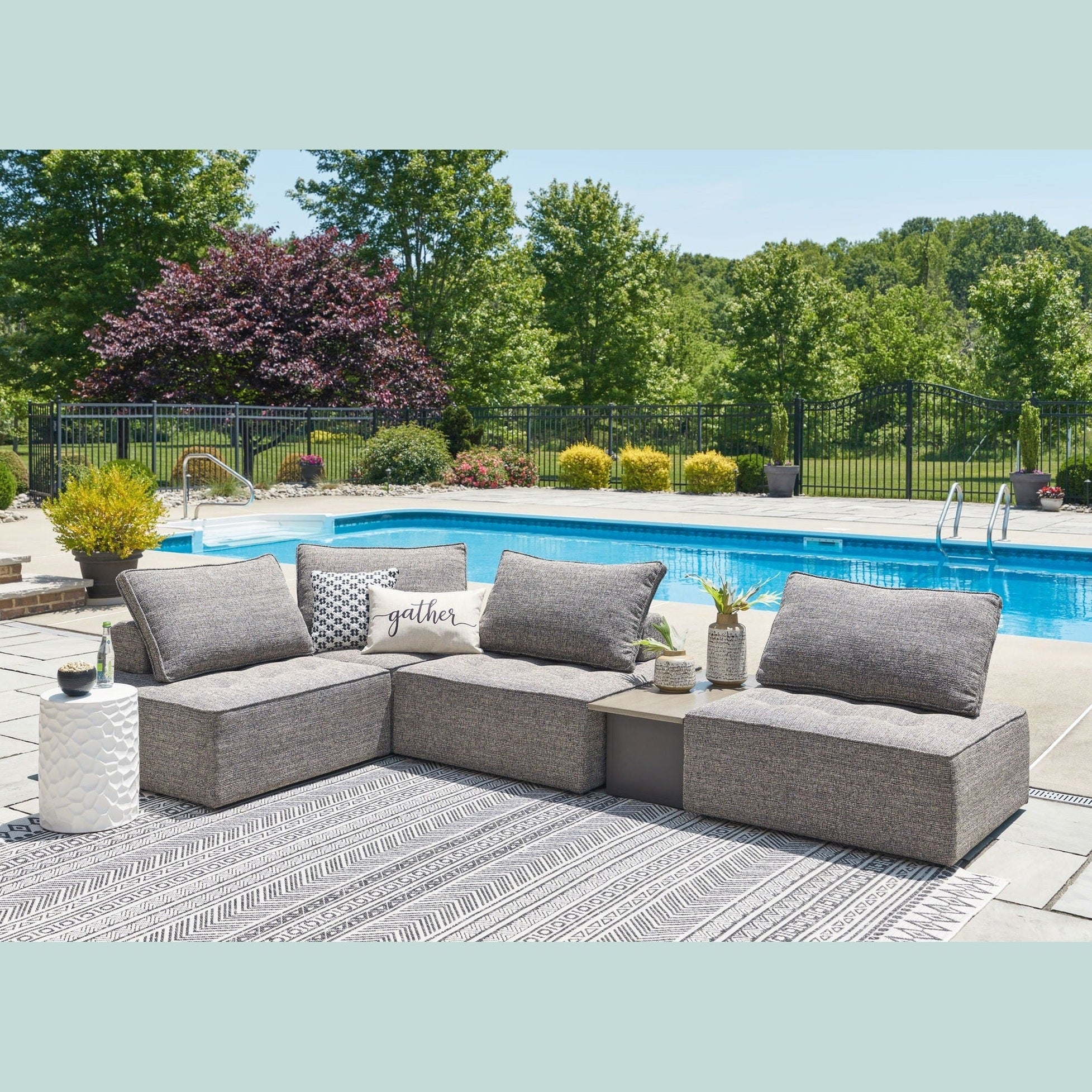 Bree Zee - Outdoor Sectional