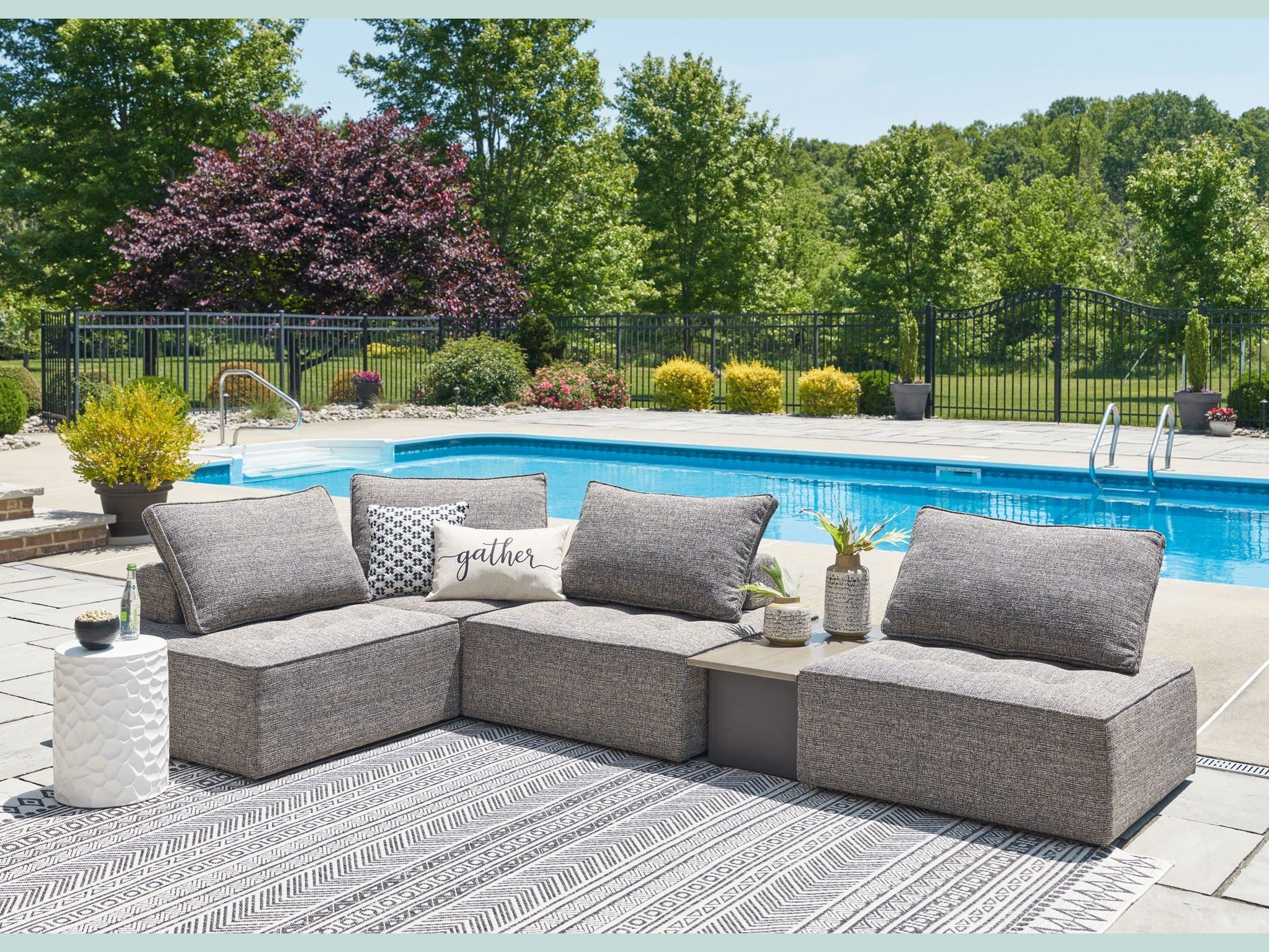 Bree Zee - Outdoor Sectional