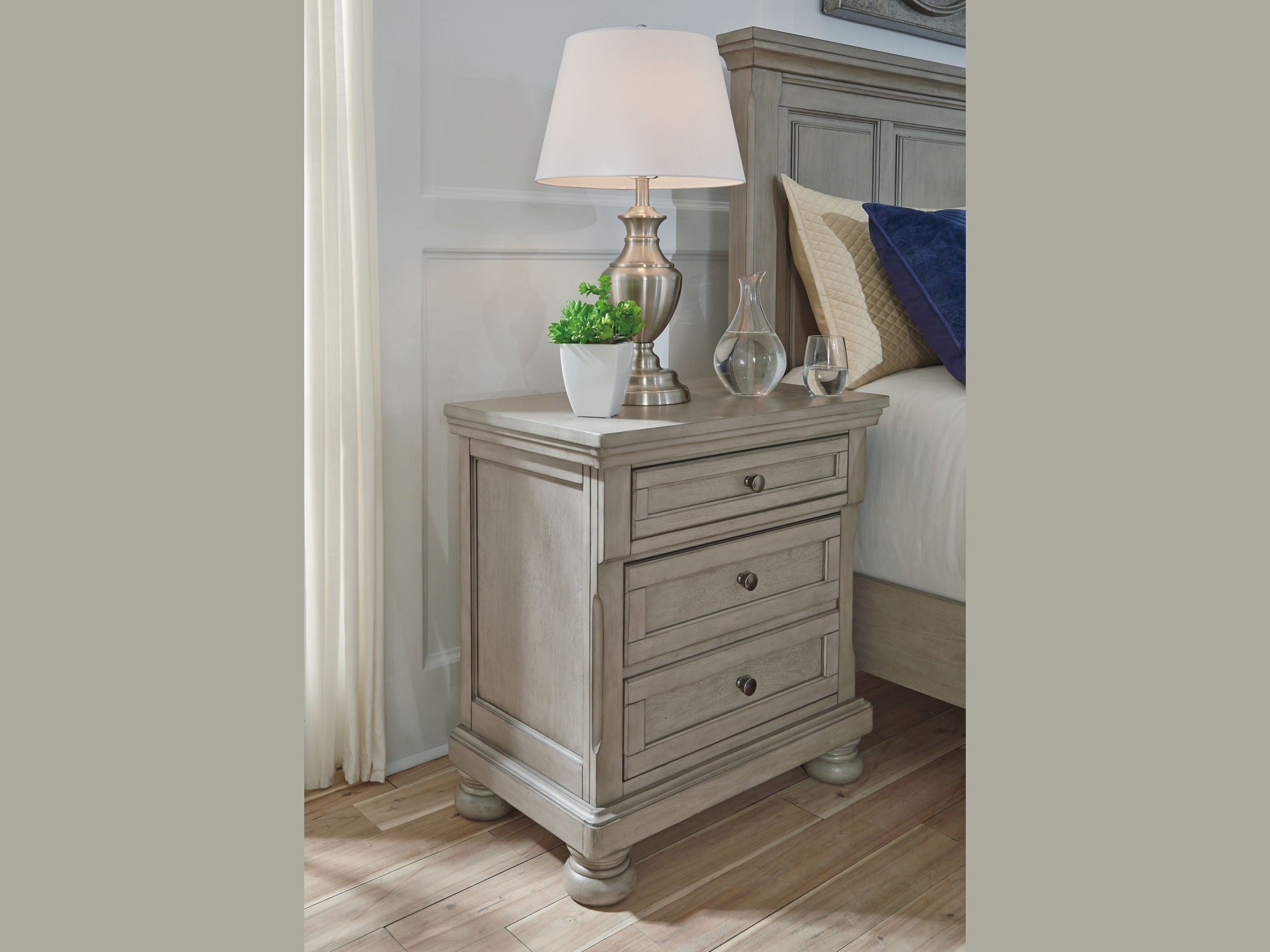 Lettner - Nightstand