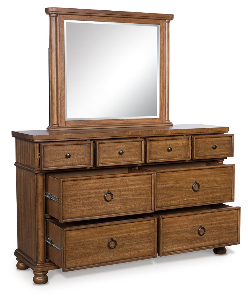 Chadworth - Poster Bedroom Set