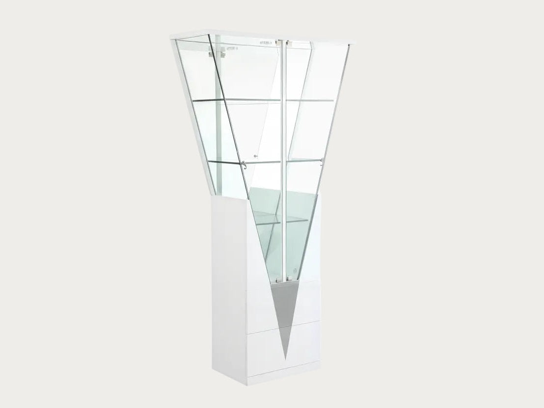 Triangle-shaped Curio 6625