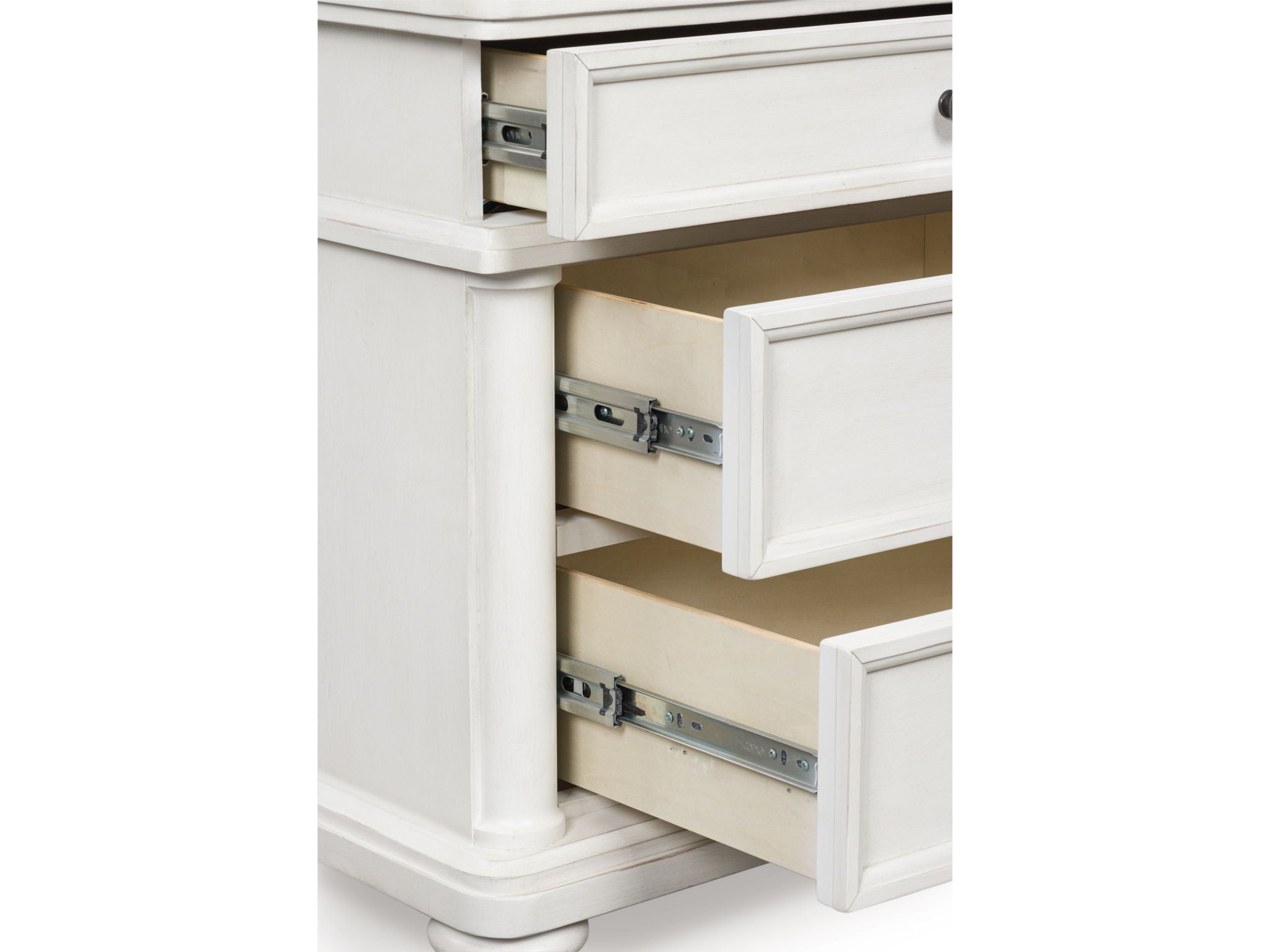 Chadworth - Dresser
