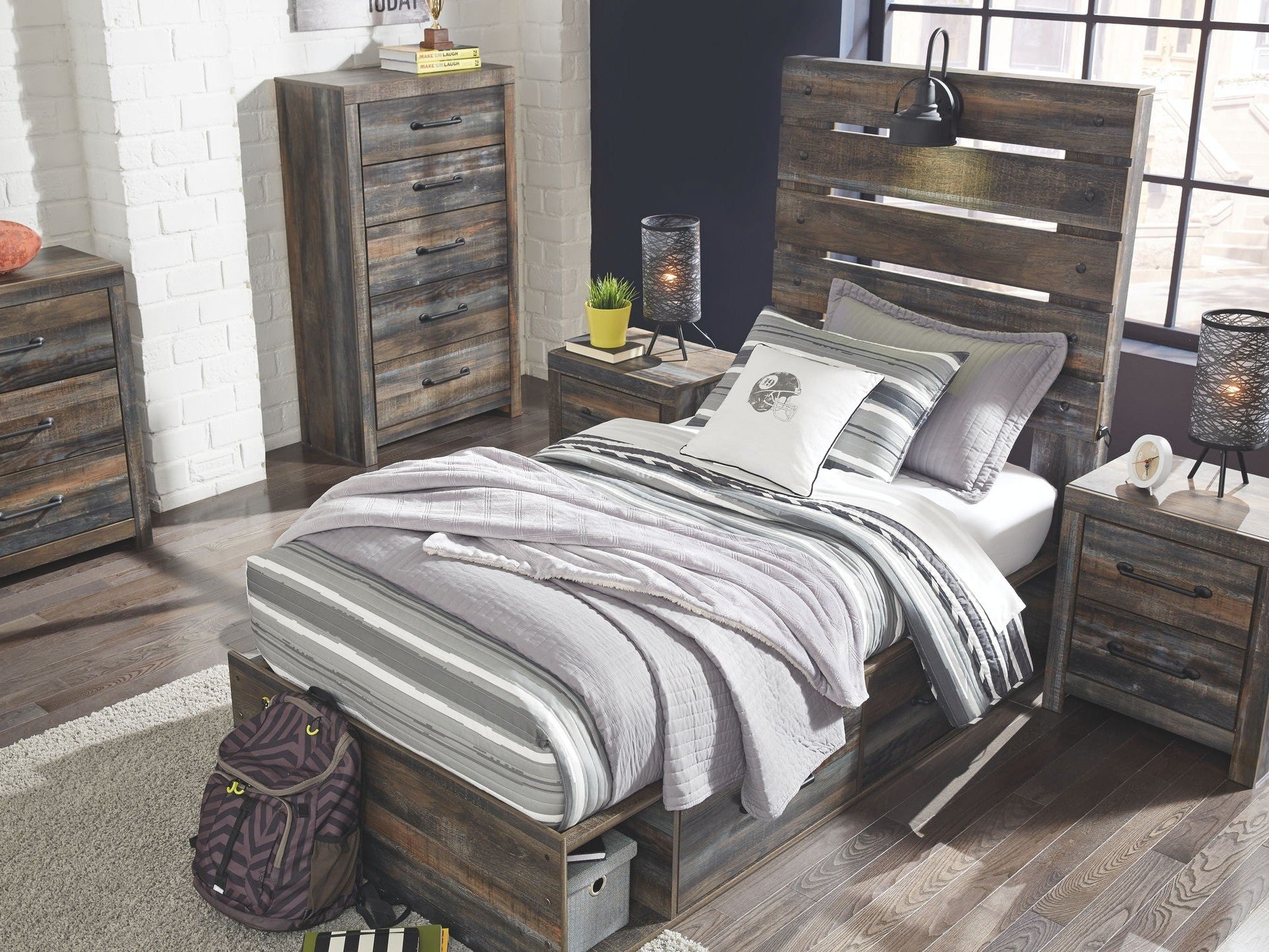 Drystan - Youth Panel Bedroom Set