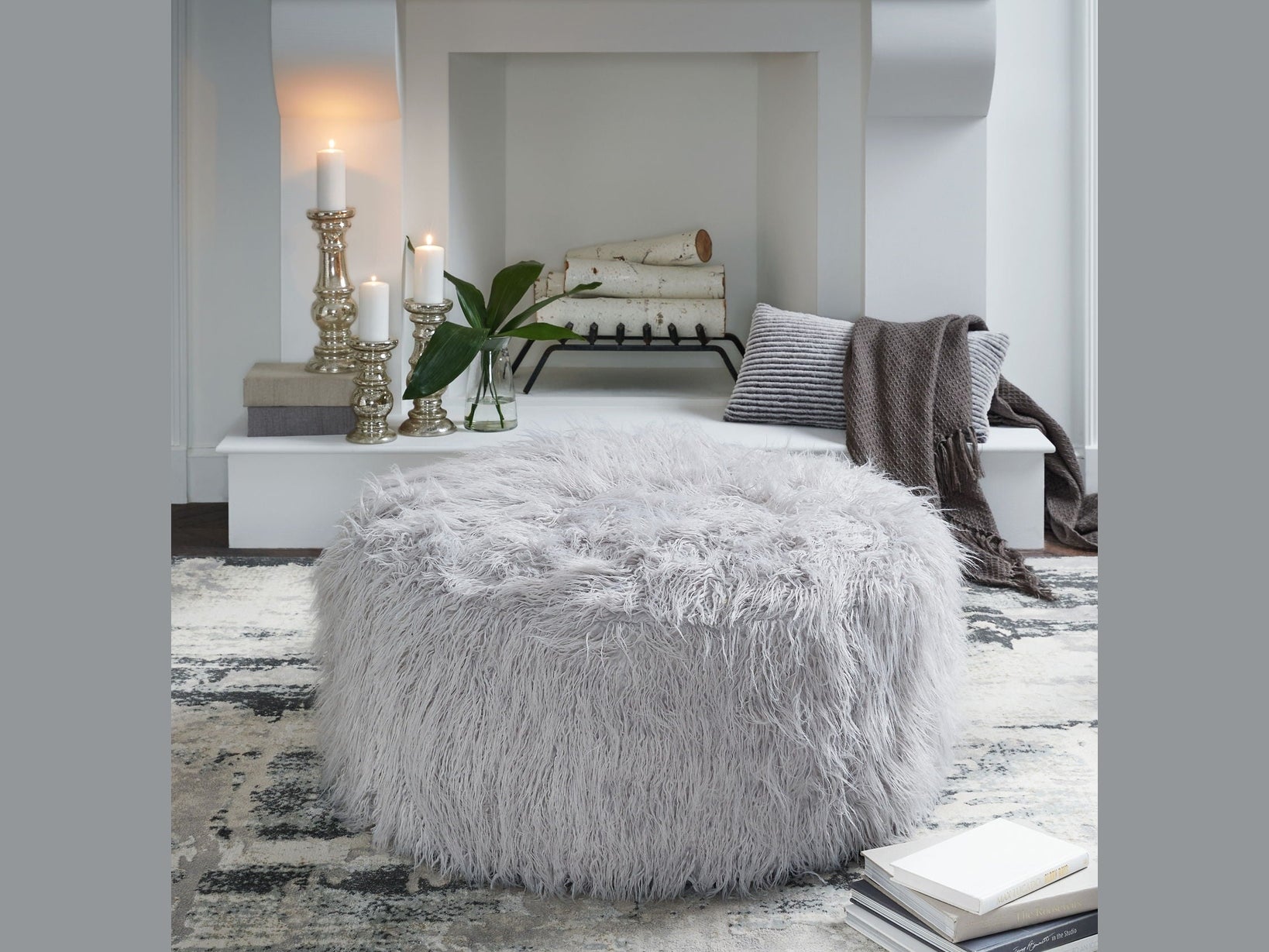 Galice - Oversized Ottoman