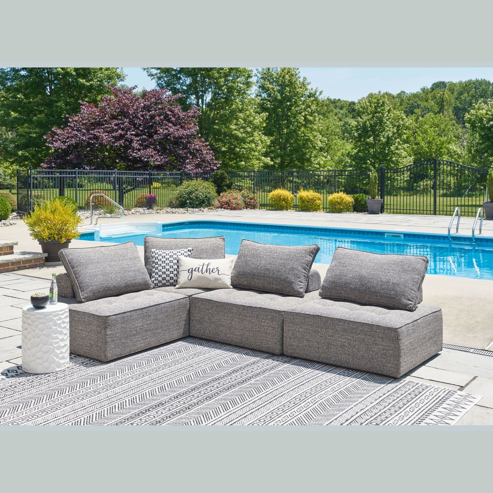 Bree Zee - Outdoor Sectional