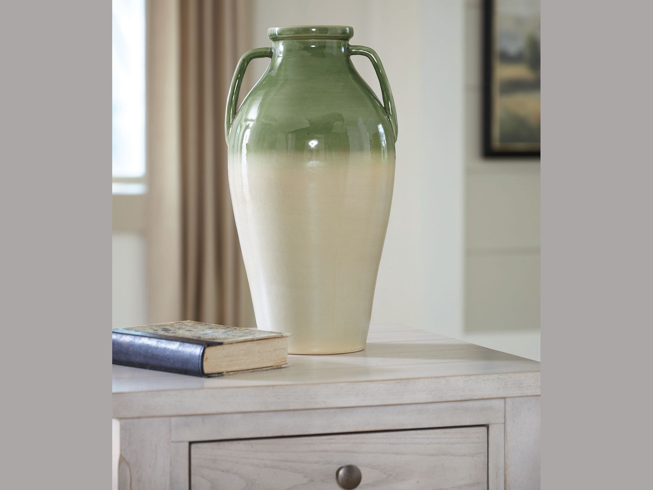 Andorbury - Vase - Green / Beige
