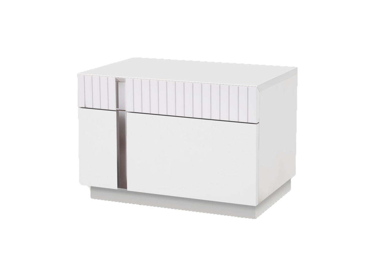 Helen - Nightstand
