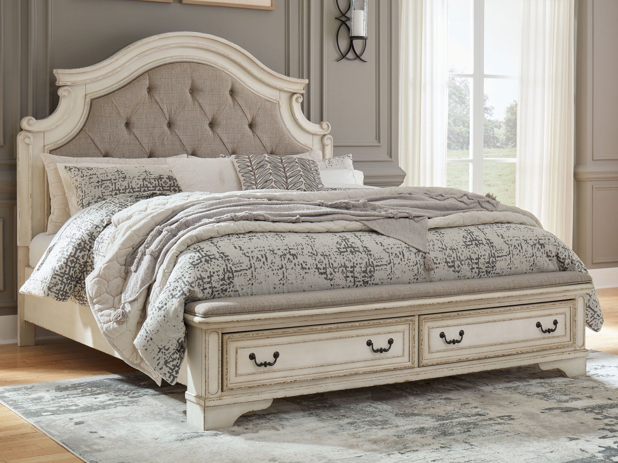 Realyn - Storage Bedroom Set