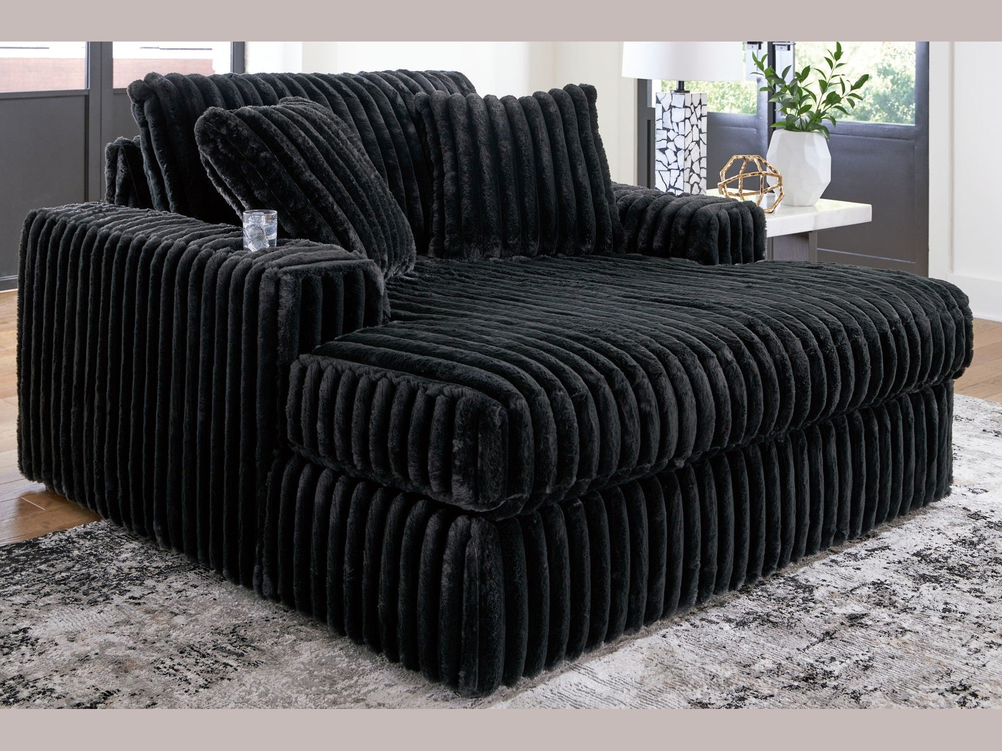 Midnight-Madness - Oversized Chaise