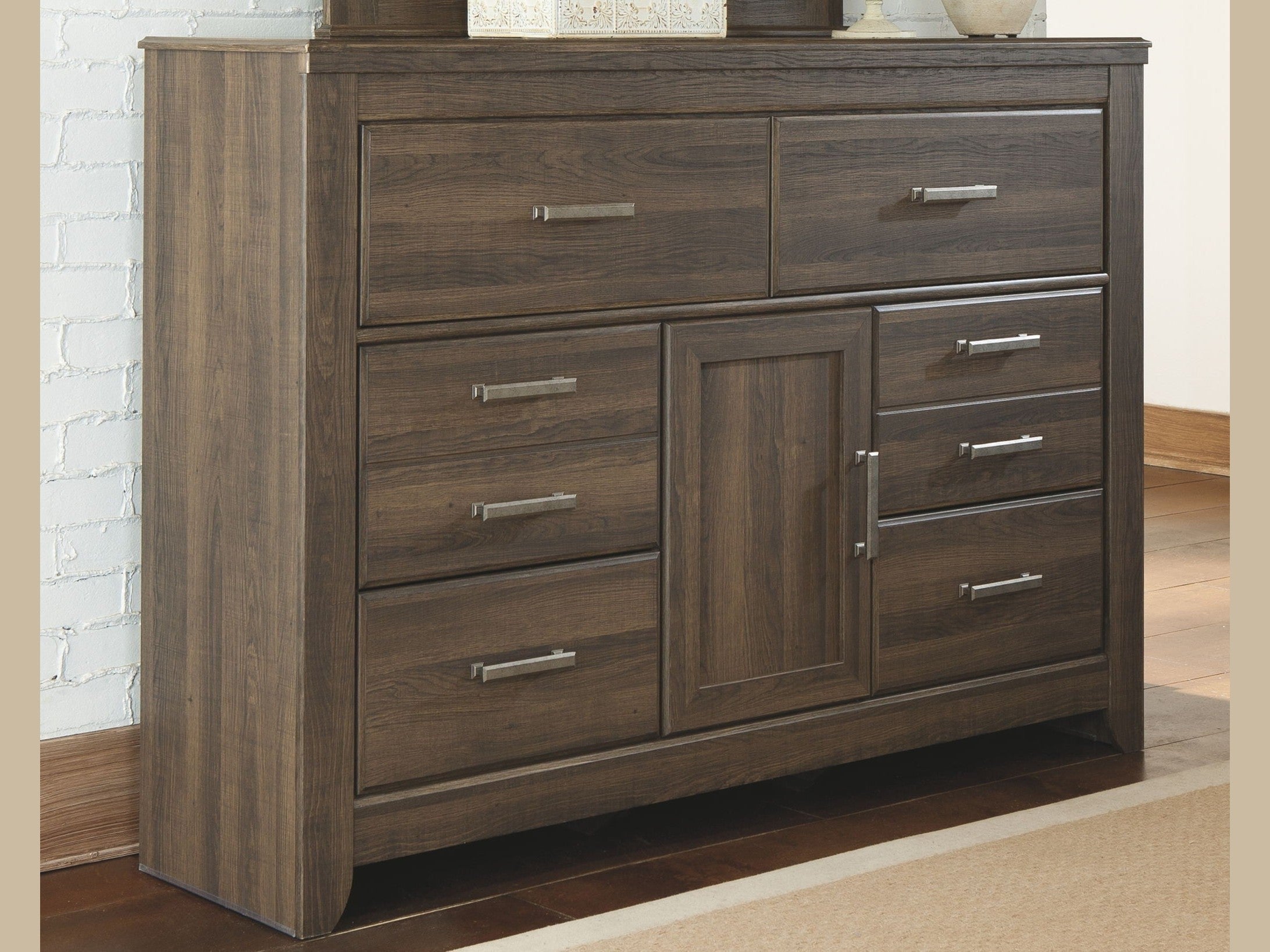 Juararo - Poster Bedroom Set