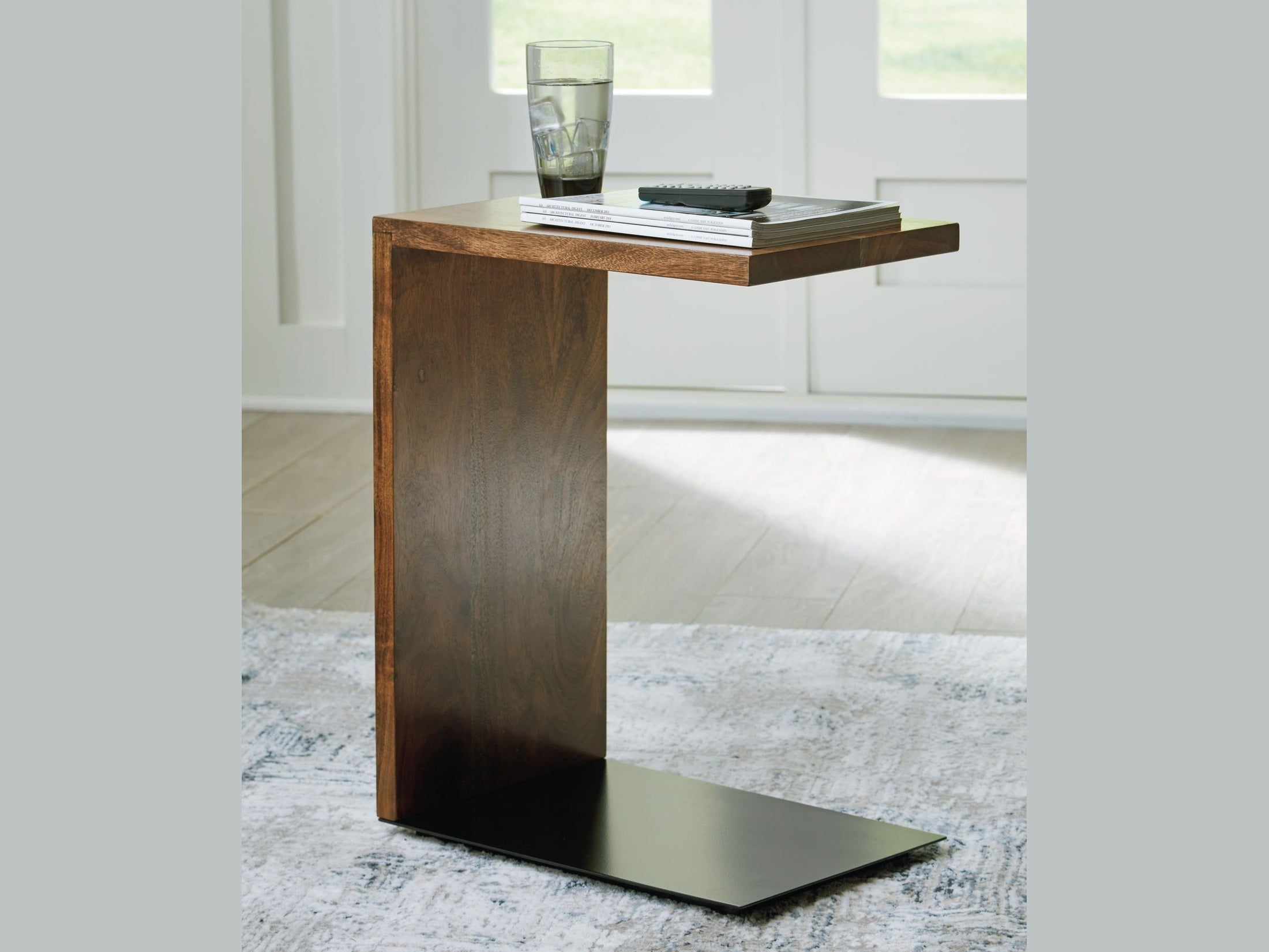 Wimshaw - Accent Table - Brown / Black
