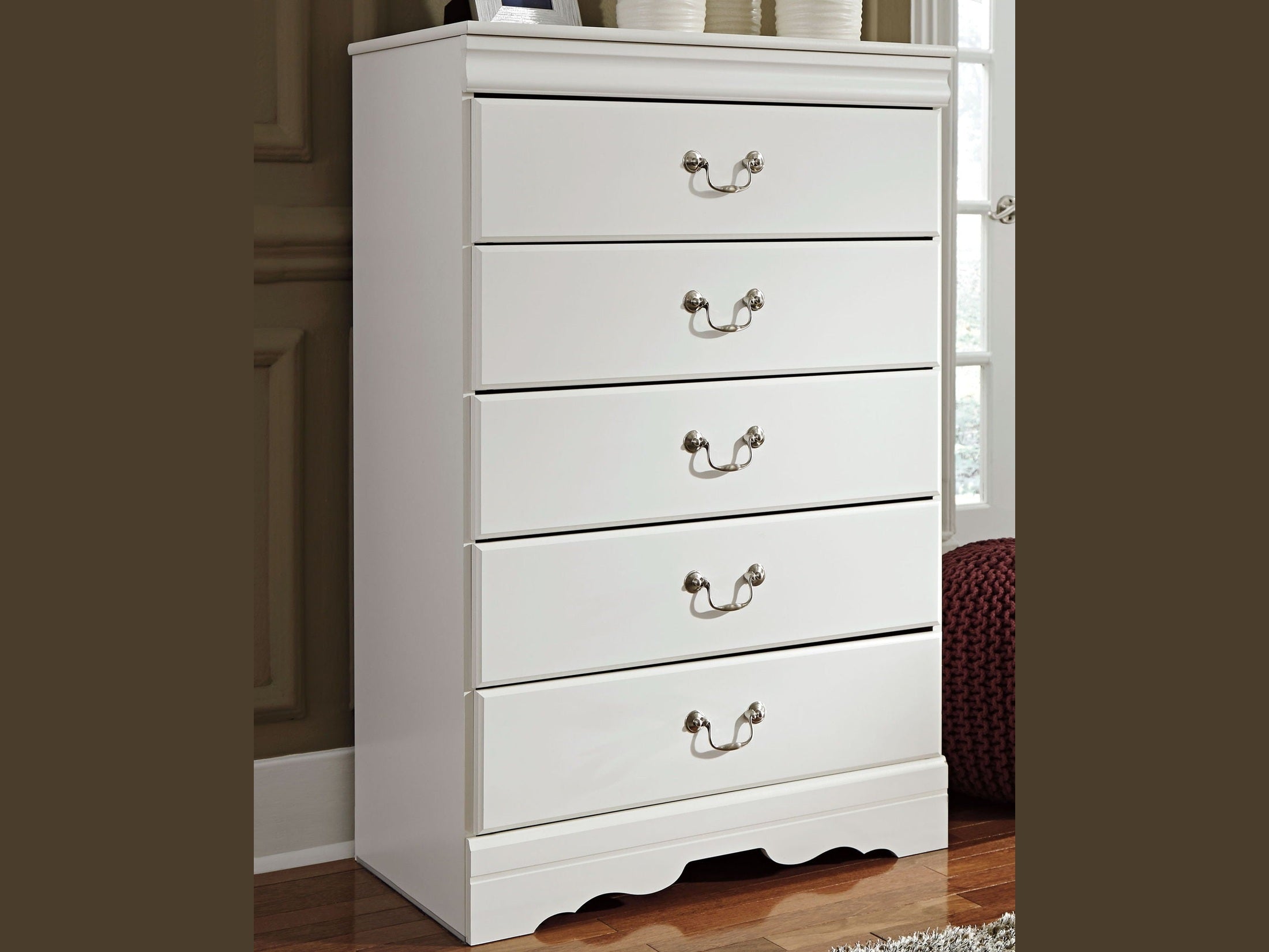 Anarasia - Five Drawer Chest - White