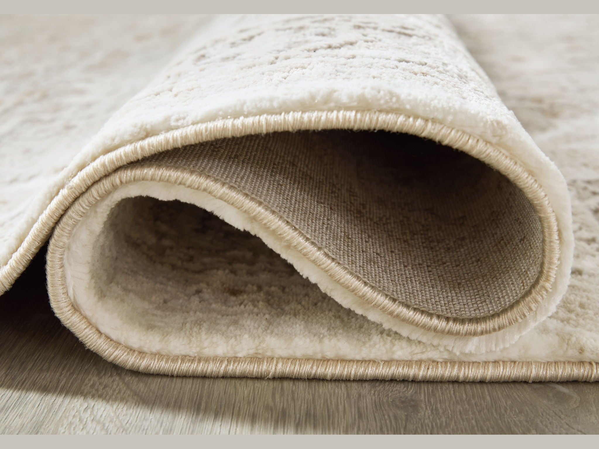 Gatwell - Rug
