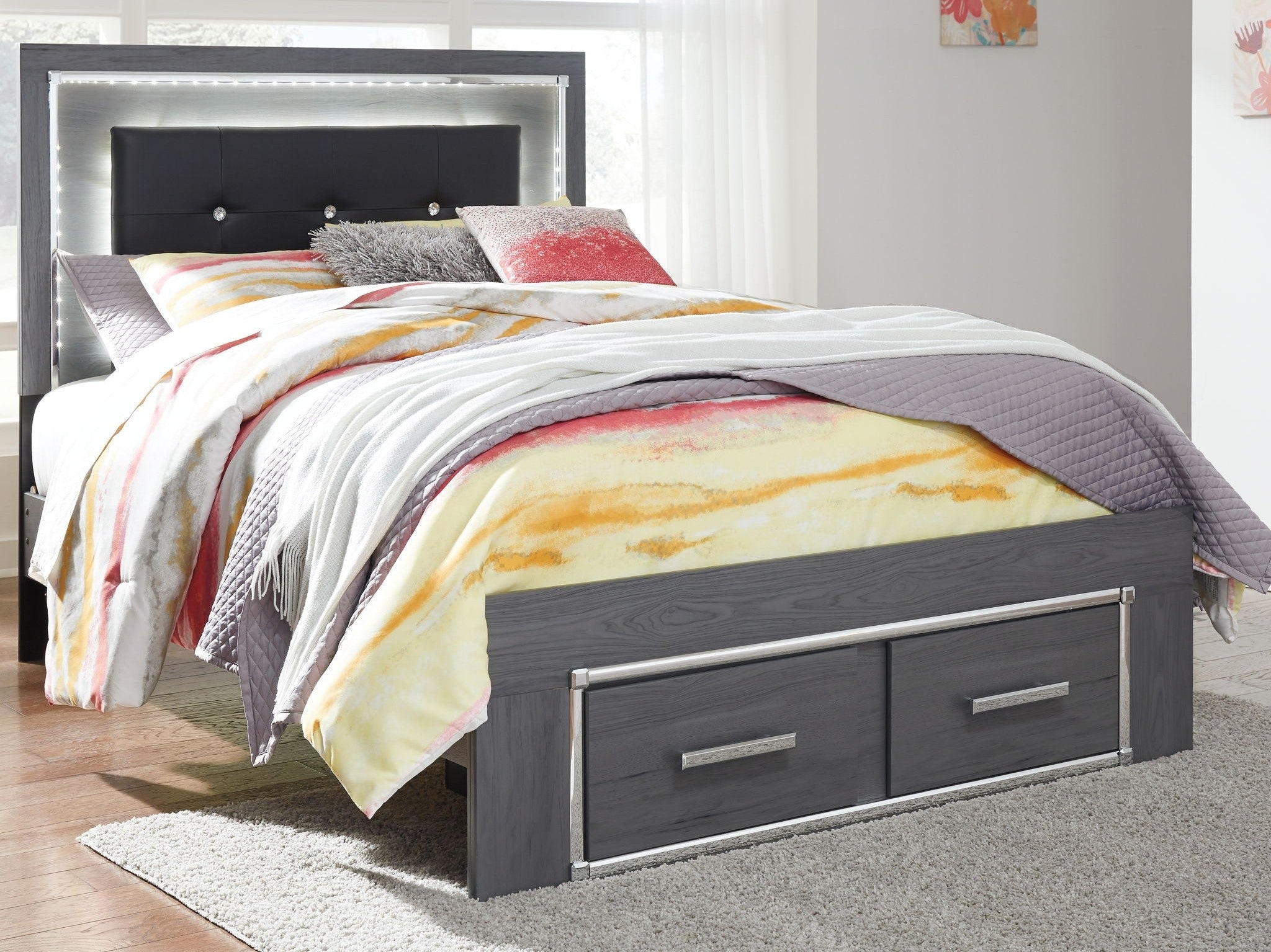 Lodanna - Youth Panel Bedroom Set