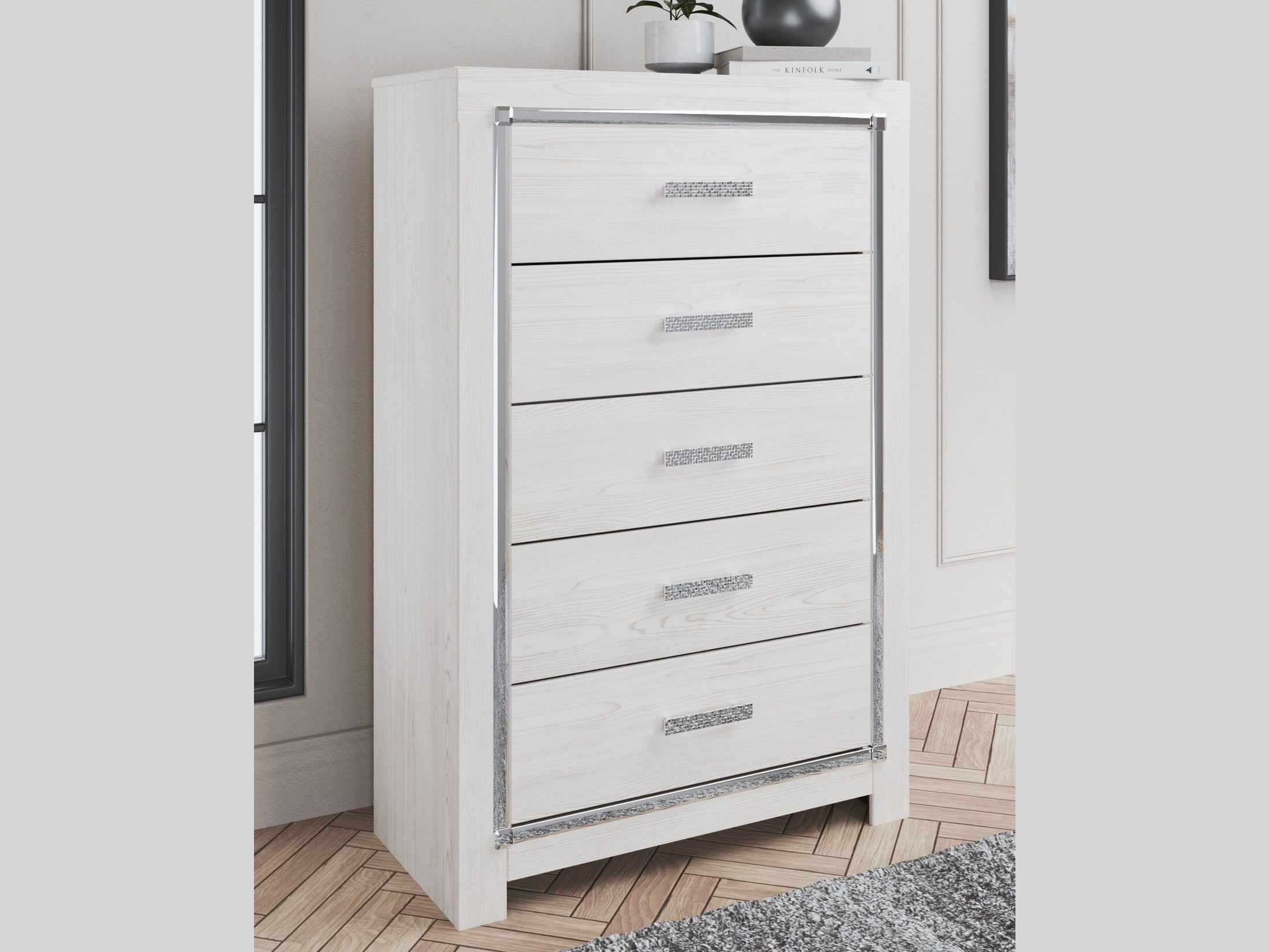Altyra - Five Drawer Chest - White