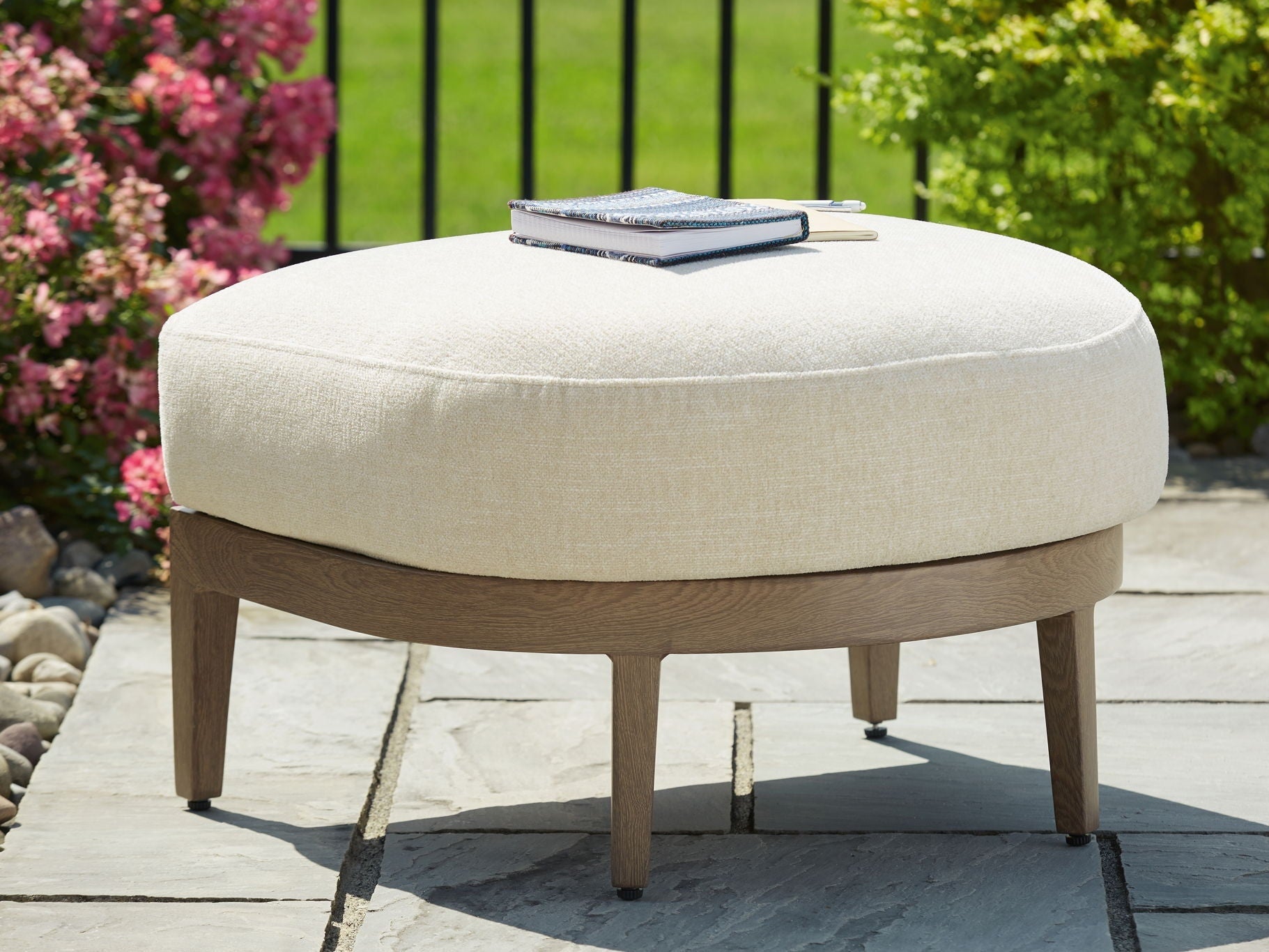 Serene Bay - Ottoman With Cushion - Dark Brown / White
