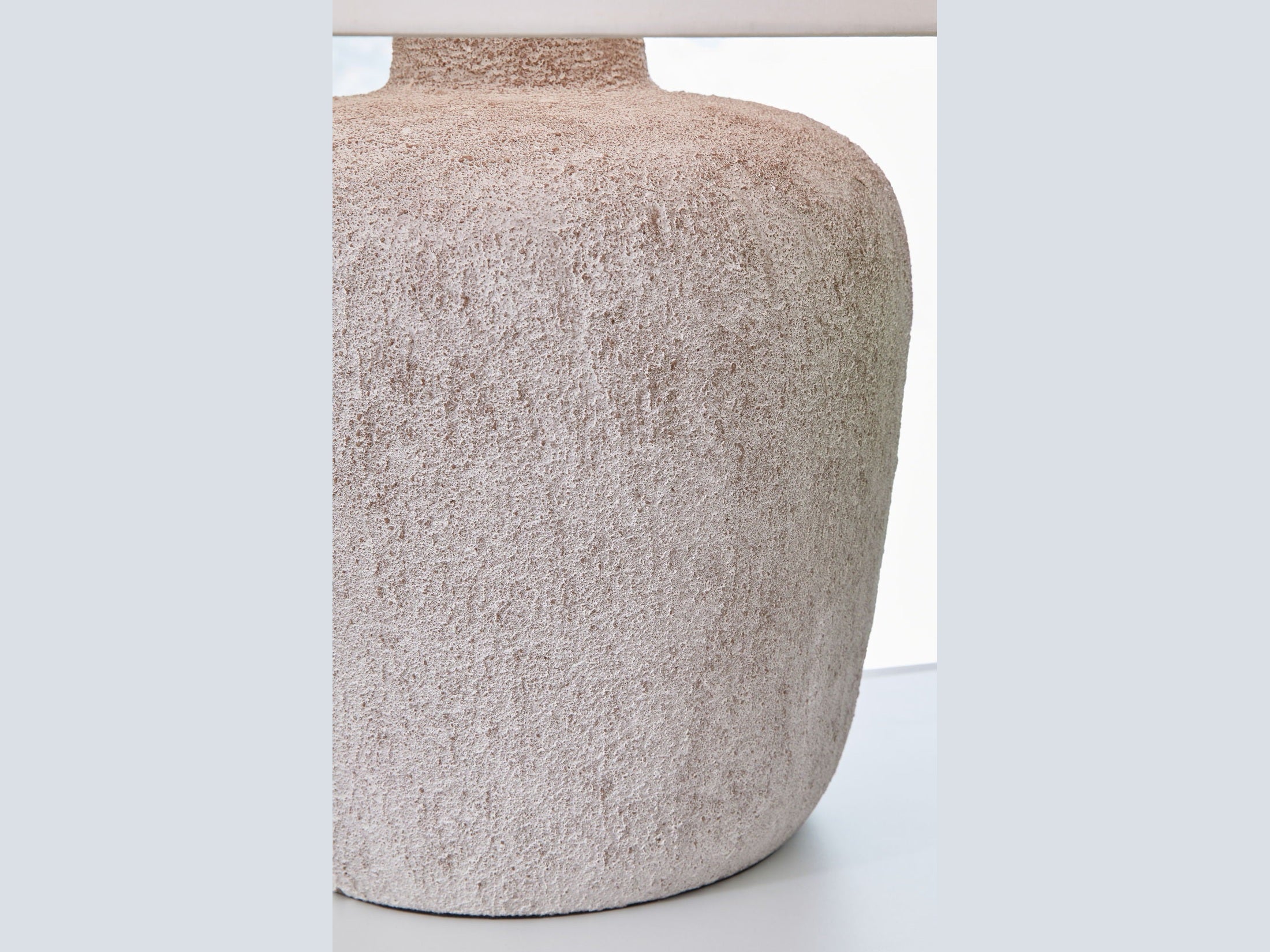 Danry - Metal Table Lamp - Distressed Cream