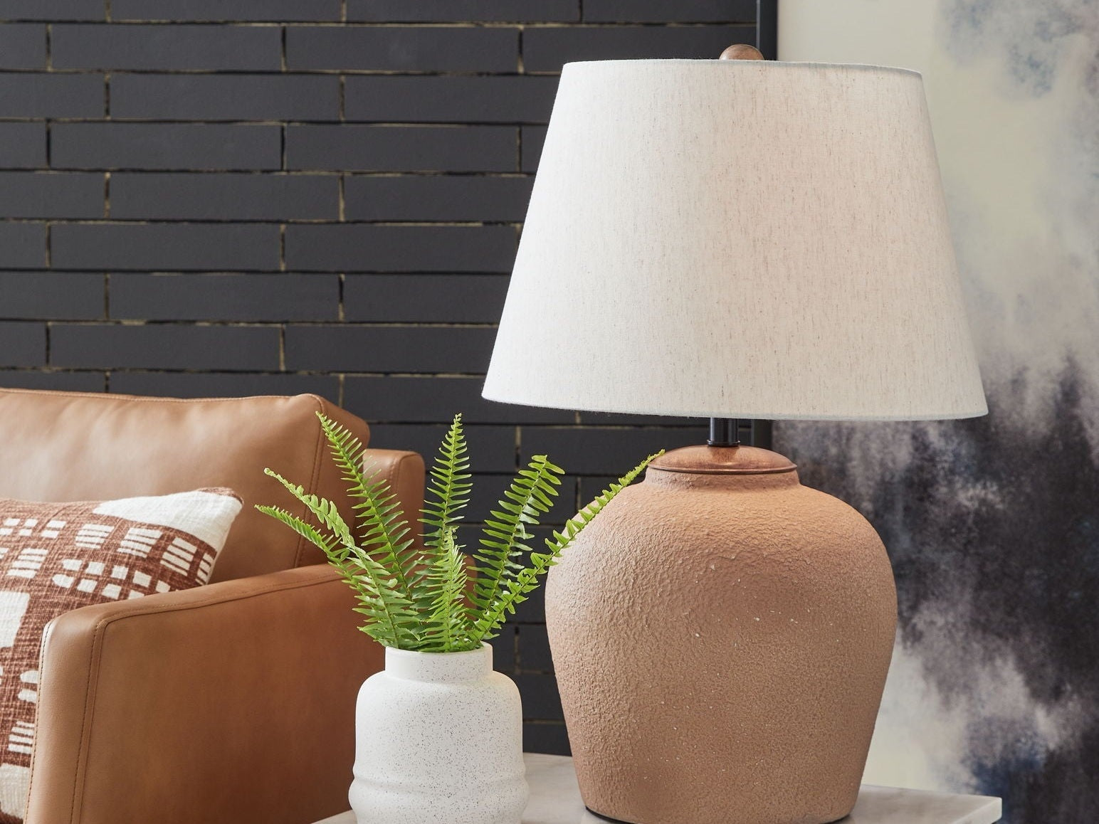 Scantor - Metal Table Lamp - Rust