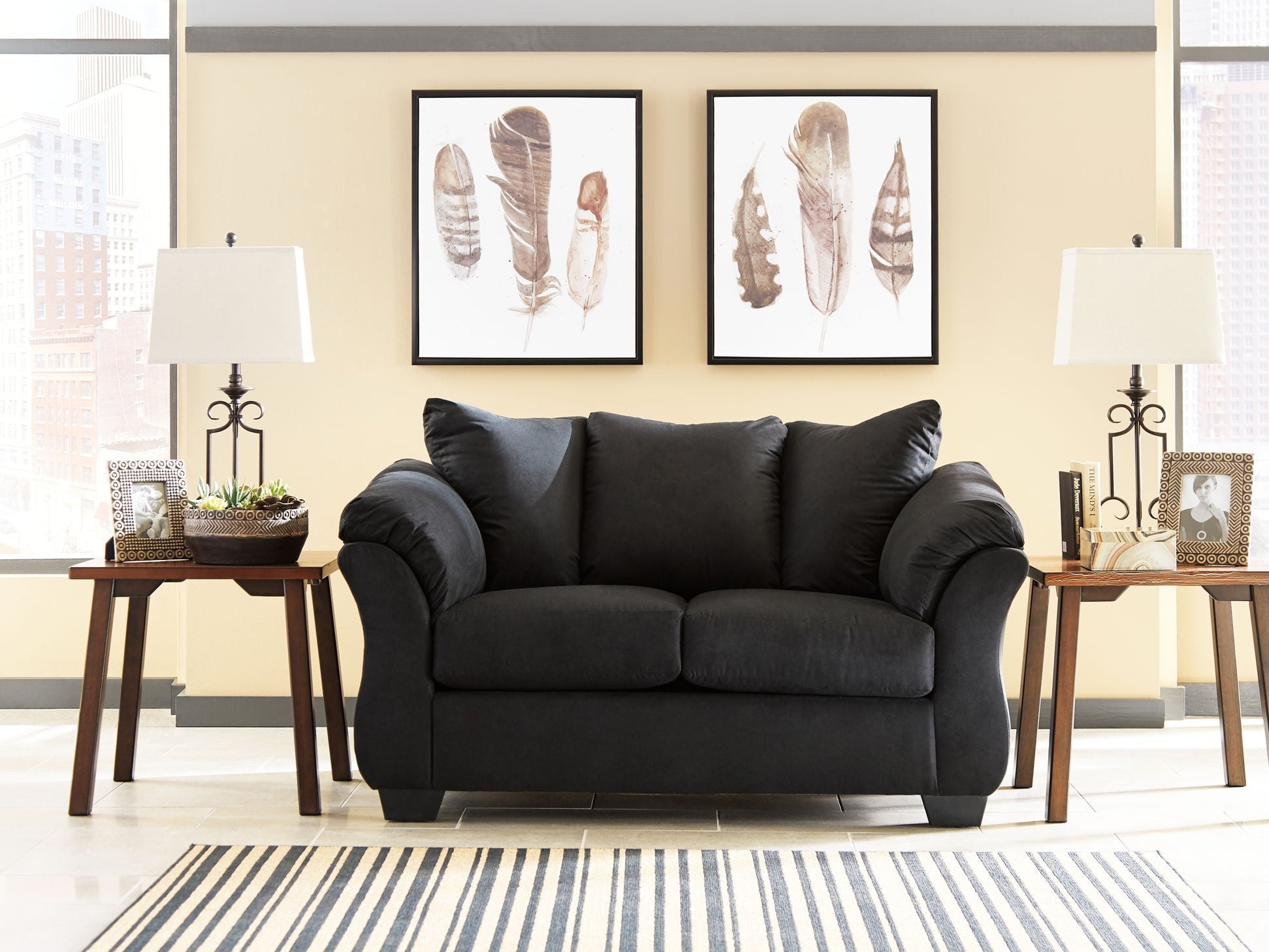 Darcy - Stationary Loveseat