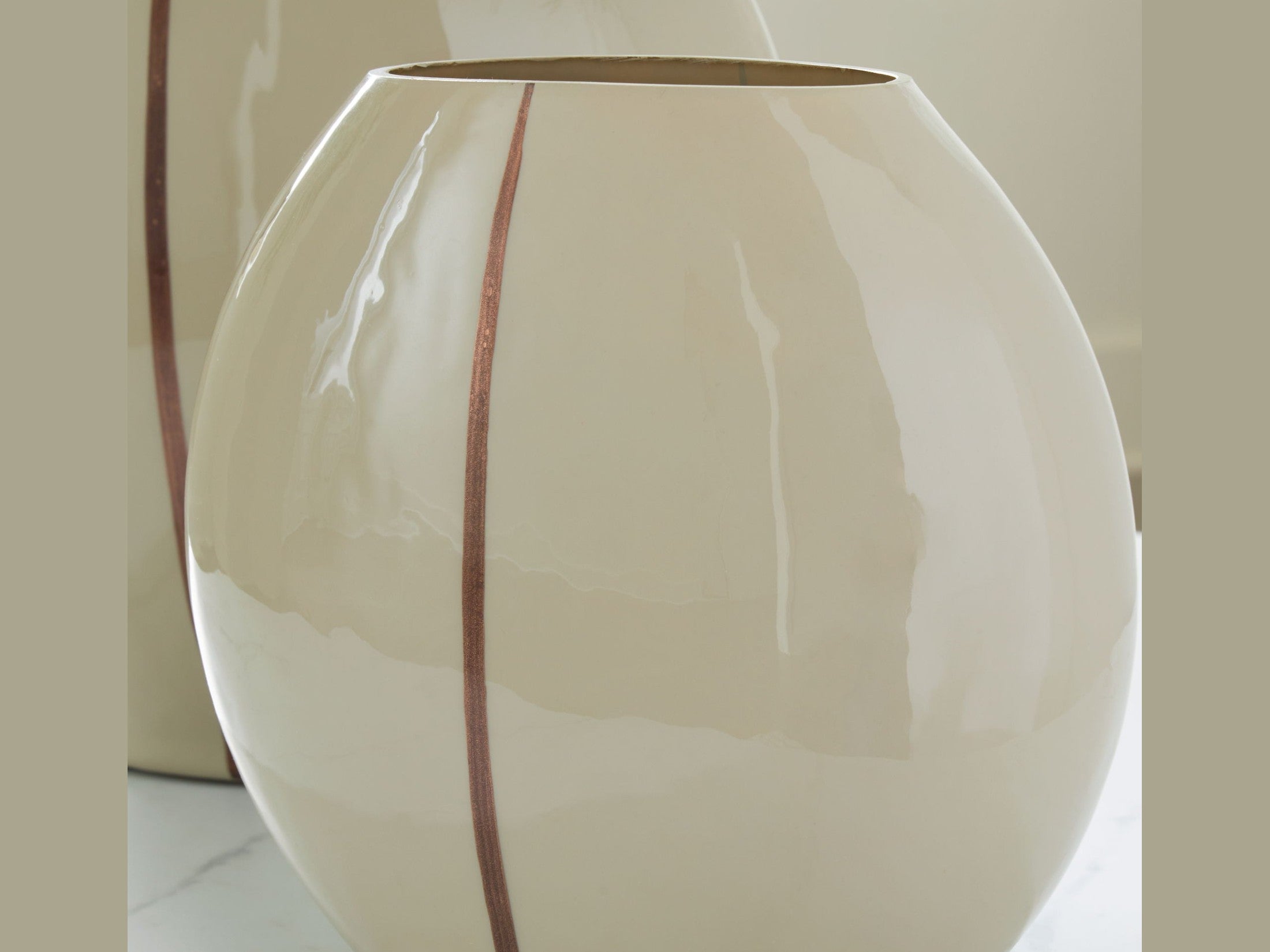 Sheabourne - Vase