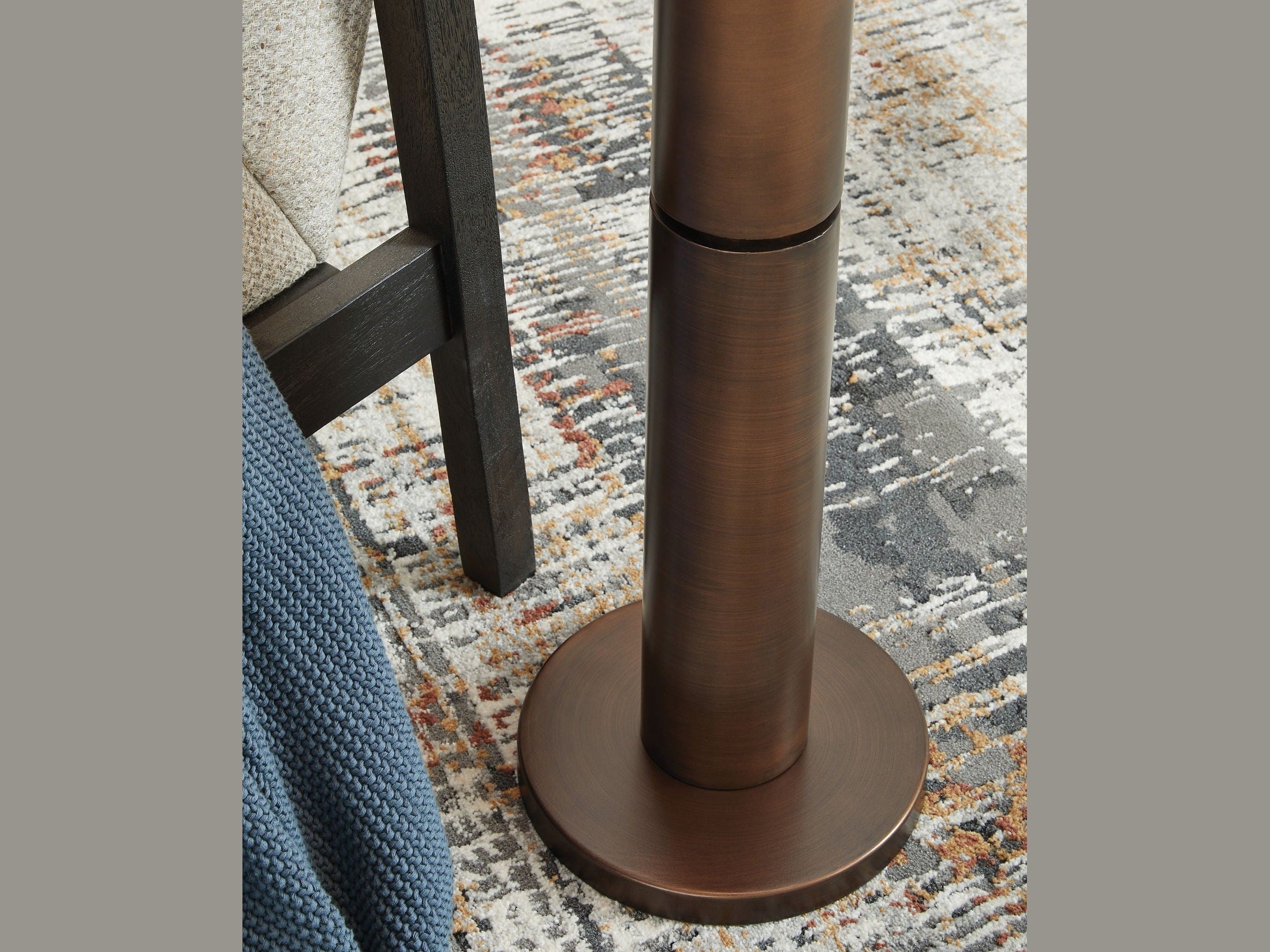 Wendfield - Metal Lamp