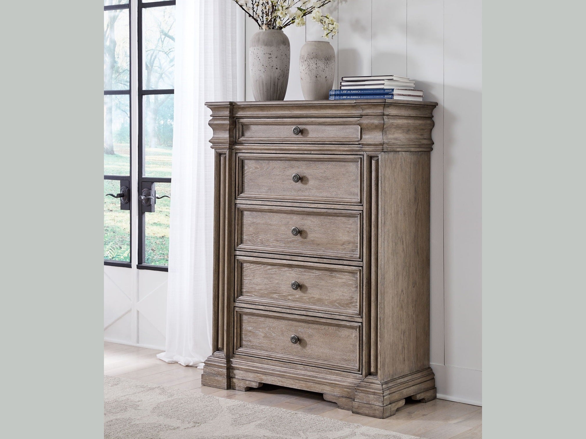 Blairhurst - Five Drawer Chest - Light Grayish Brown