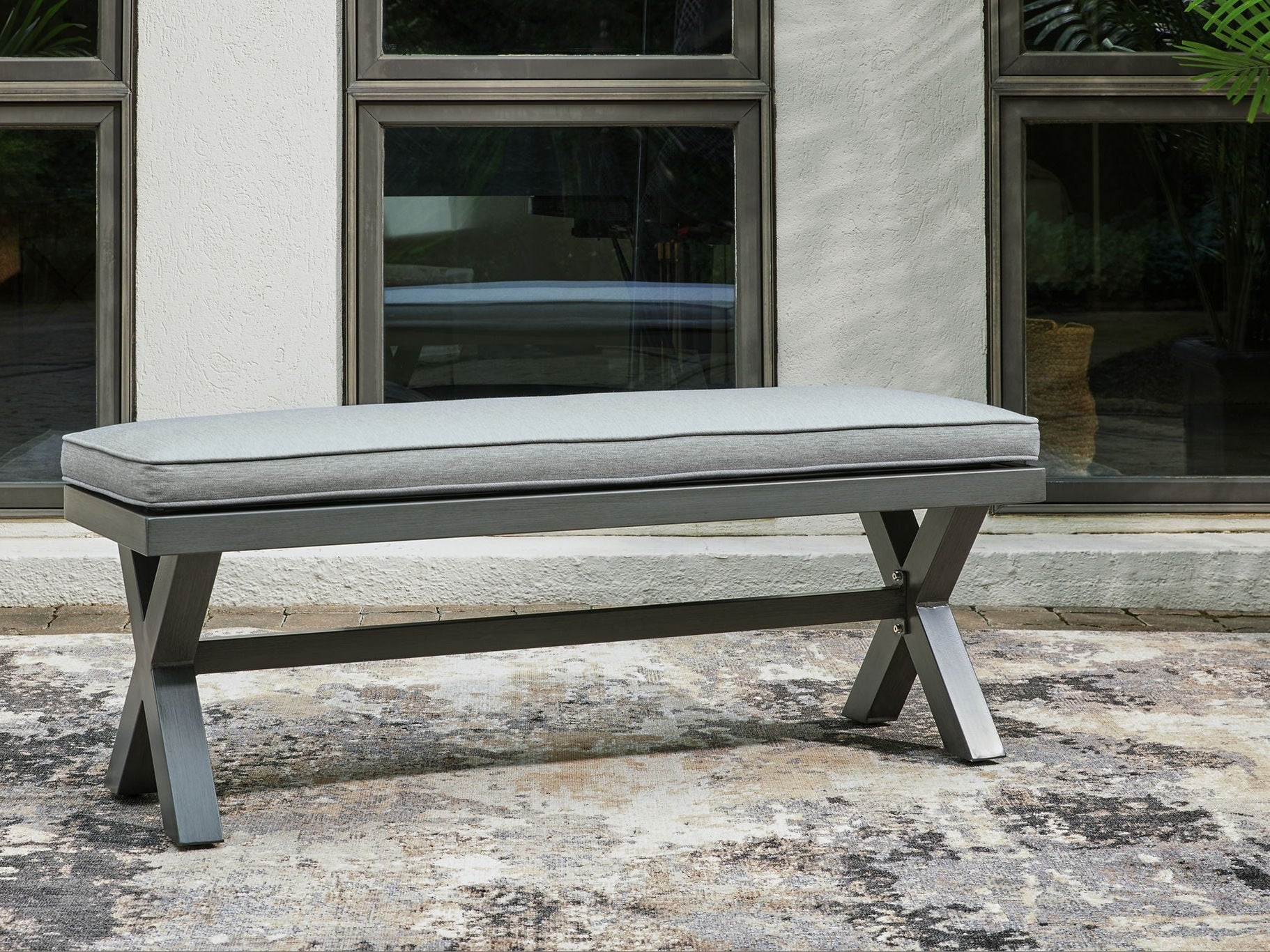 Elite Park - Bench With Cushion - Gray