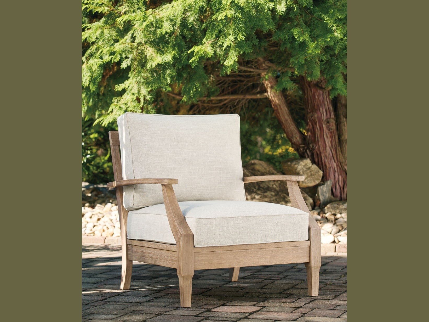 Carter Hall - Lounge Chair With Cushion - Beige