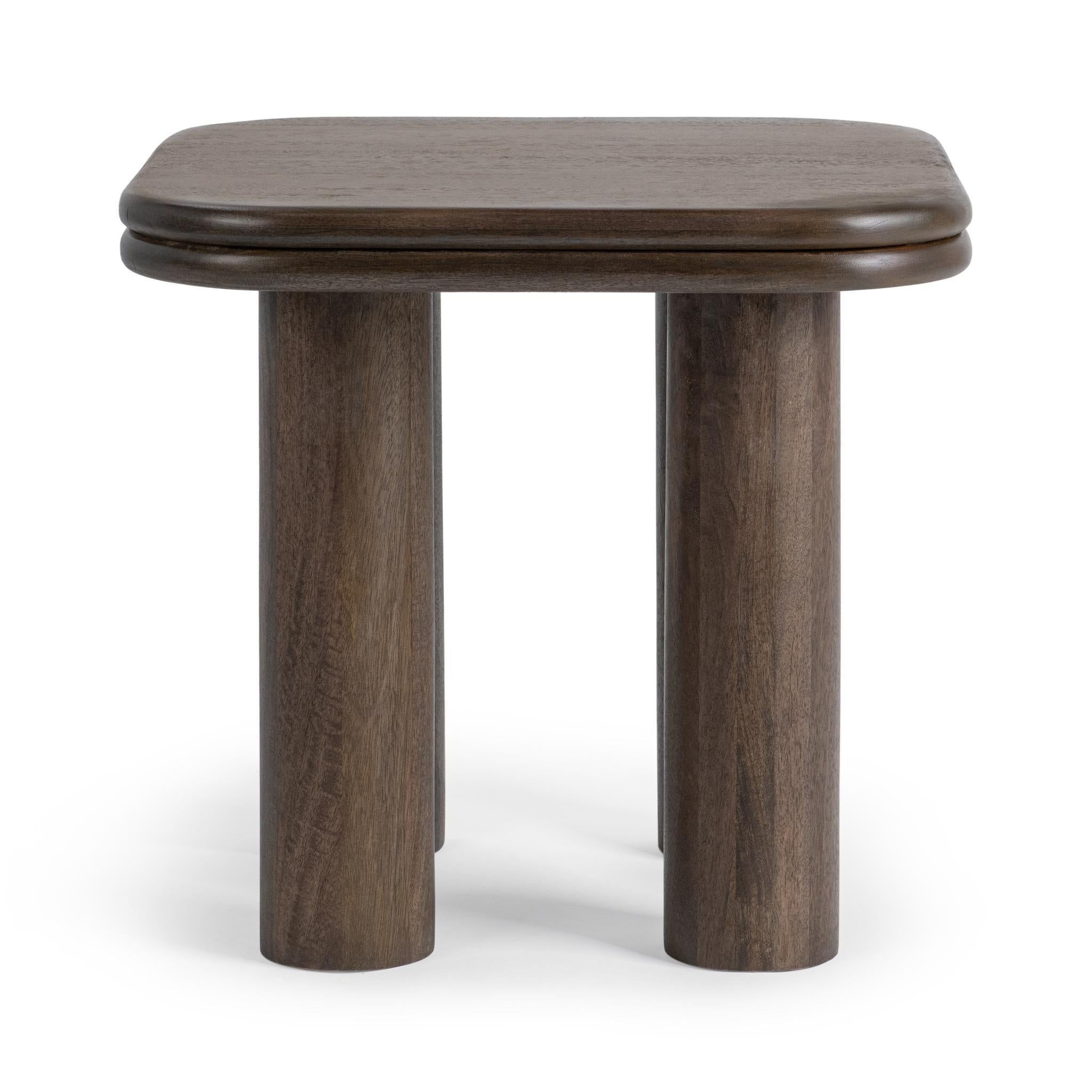 Miranda - Table