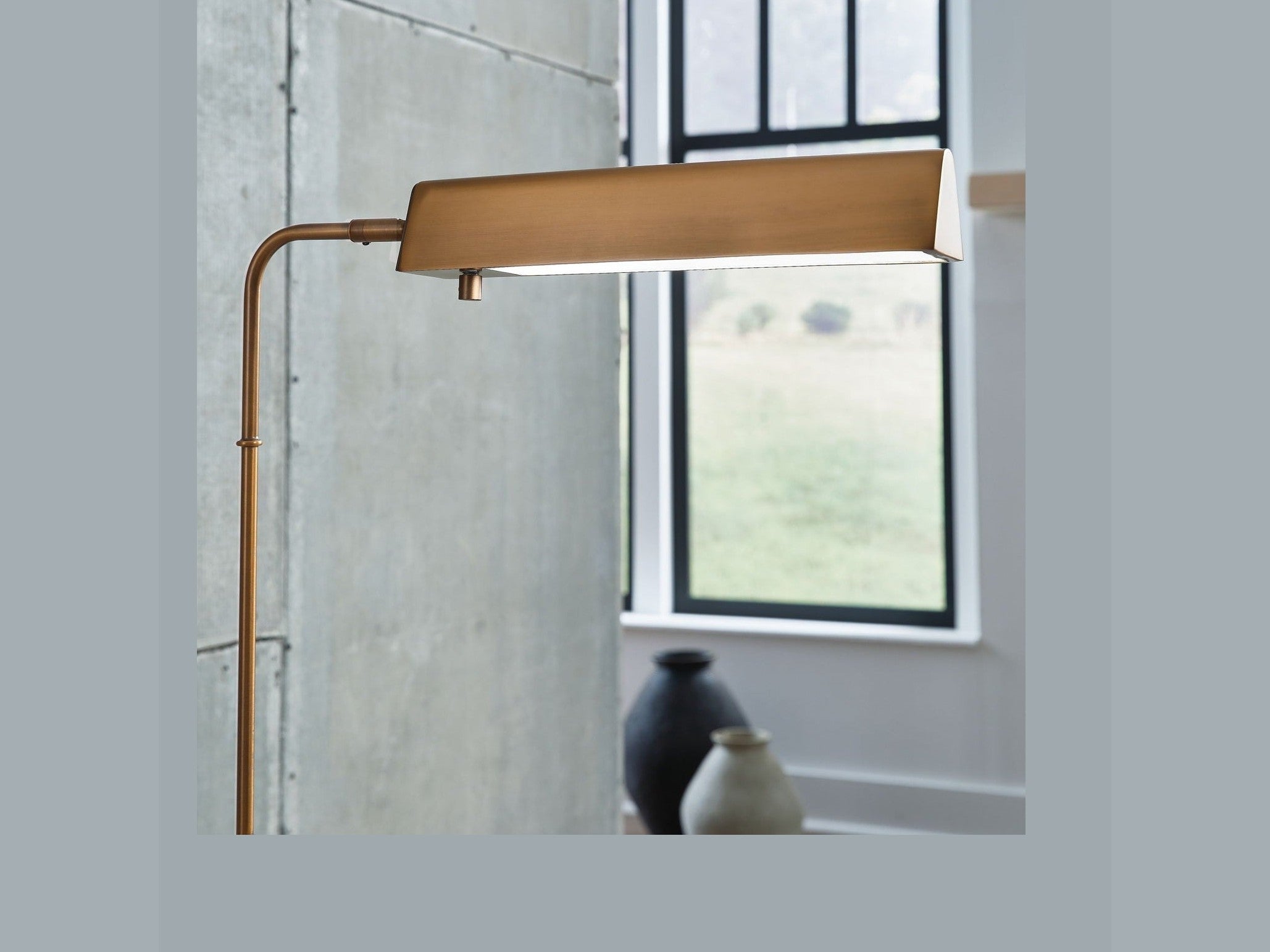Yafe - Metal Lamp