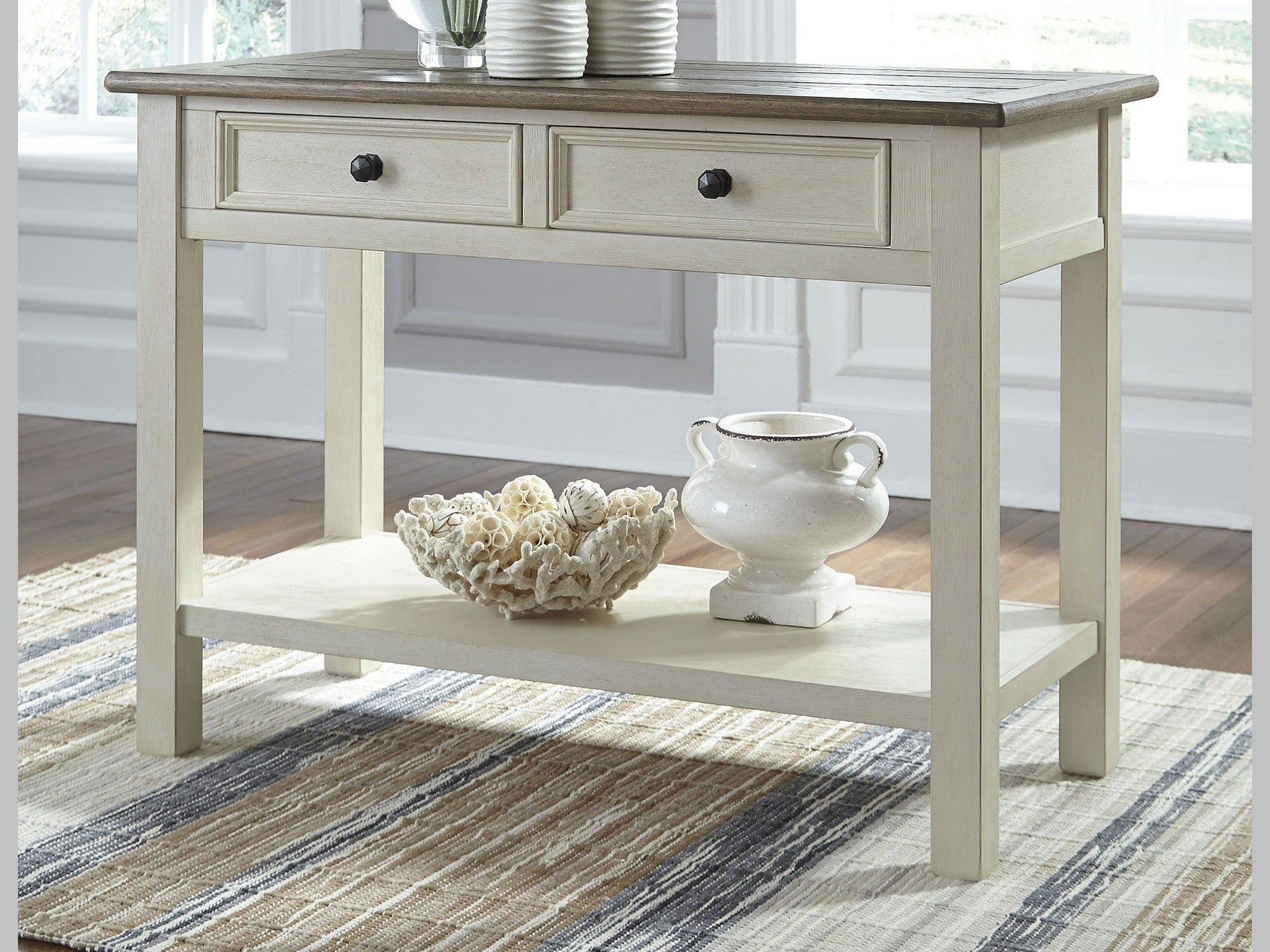 Bolanburg - Sofa Table