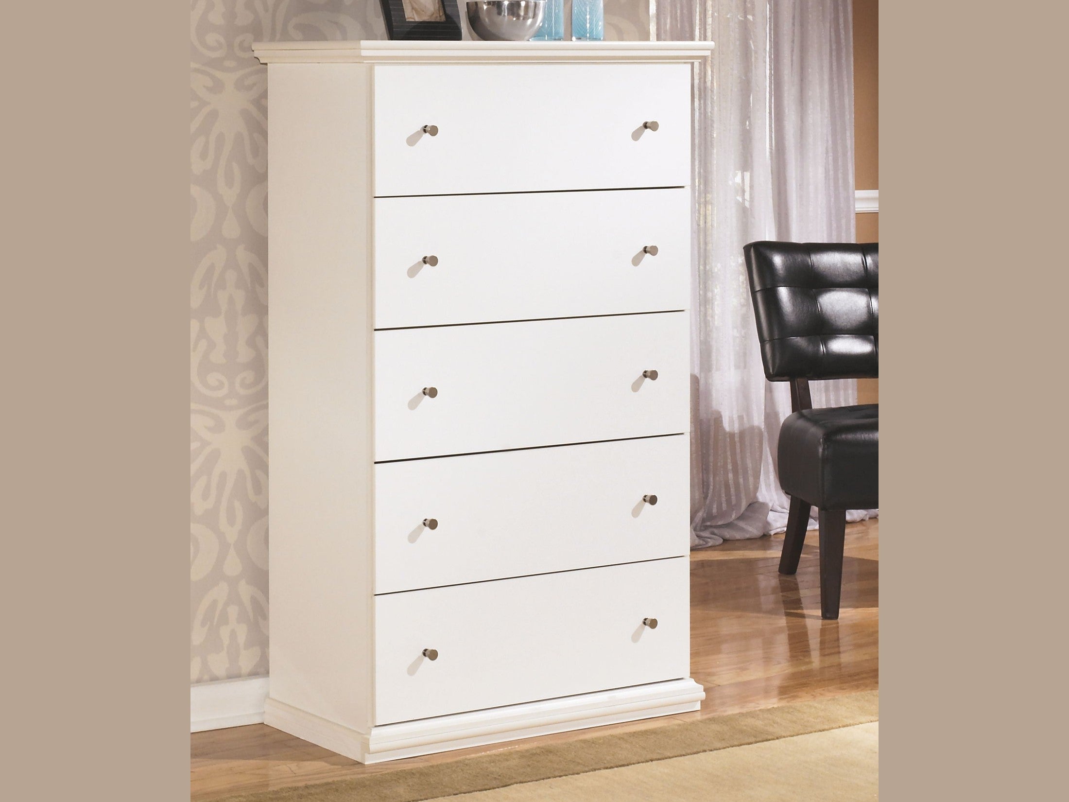 Bostwick Shoals - Five Drawer Chest - White