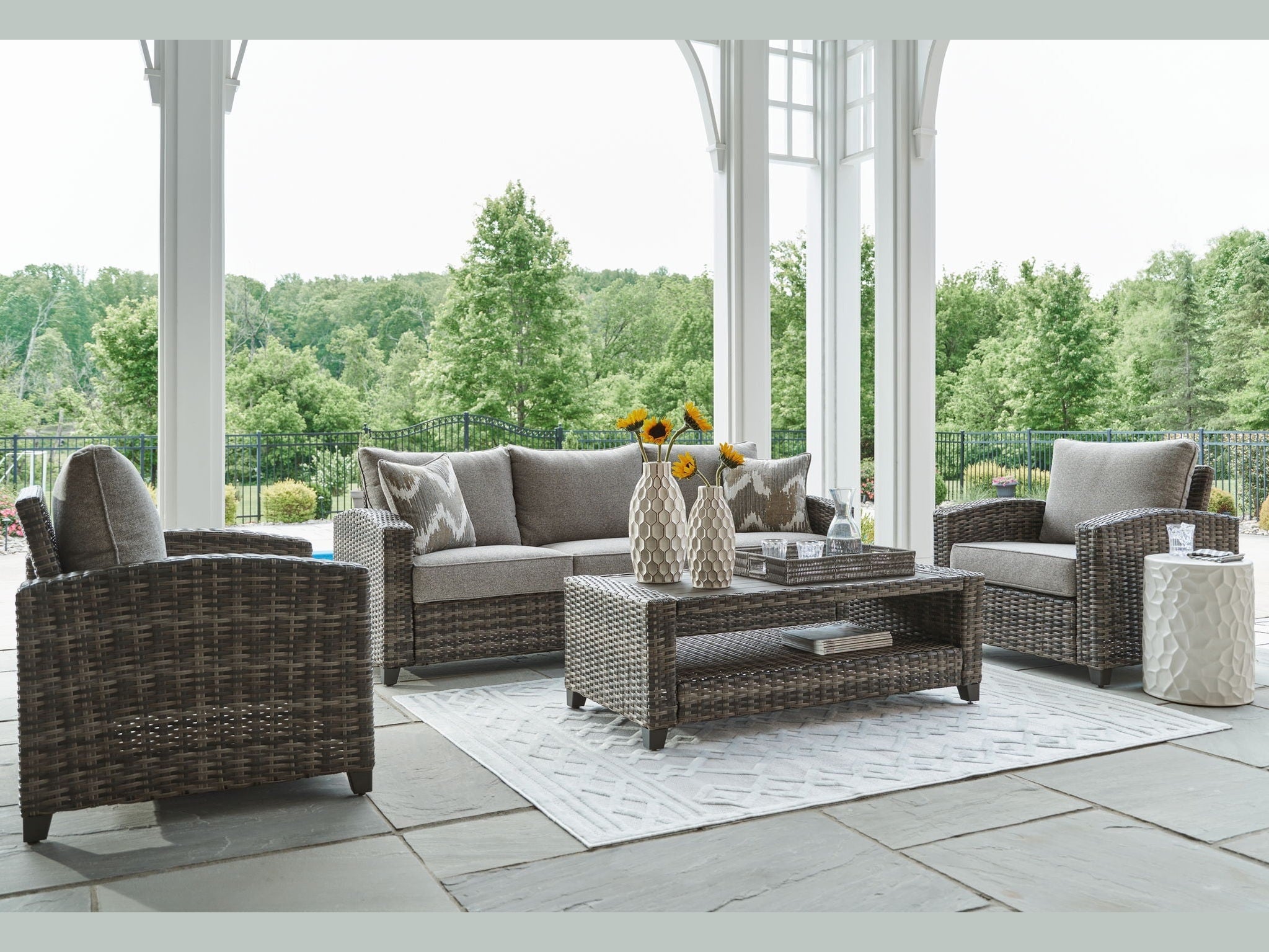 Oasis Court - Sofa, Chairs, Table Set (Set of 4) - Gray