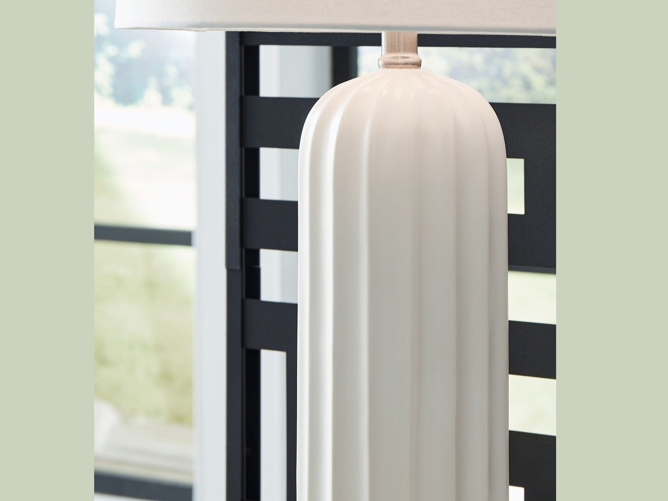 Clarkland - Ceramic Table Lamp (Set of 2) - White