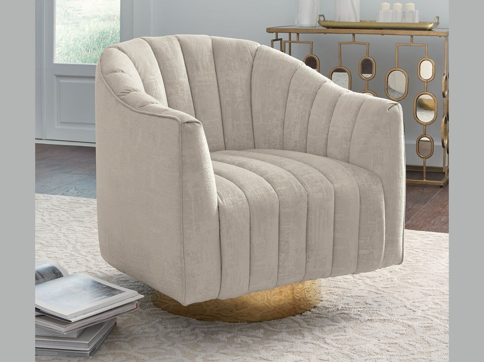 Penzlin - Swivel Accent Chair - Pearl