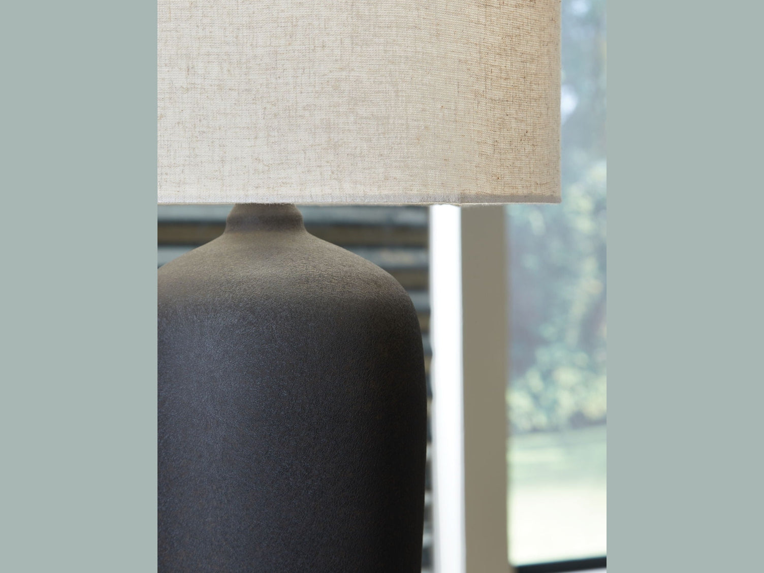Ryenburg - Metal Table Lamp - Black