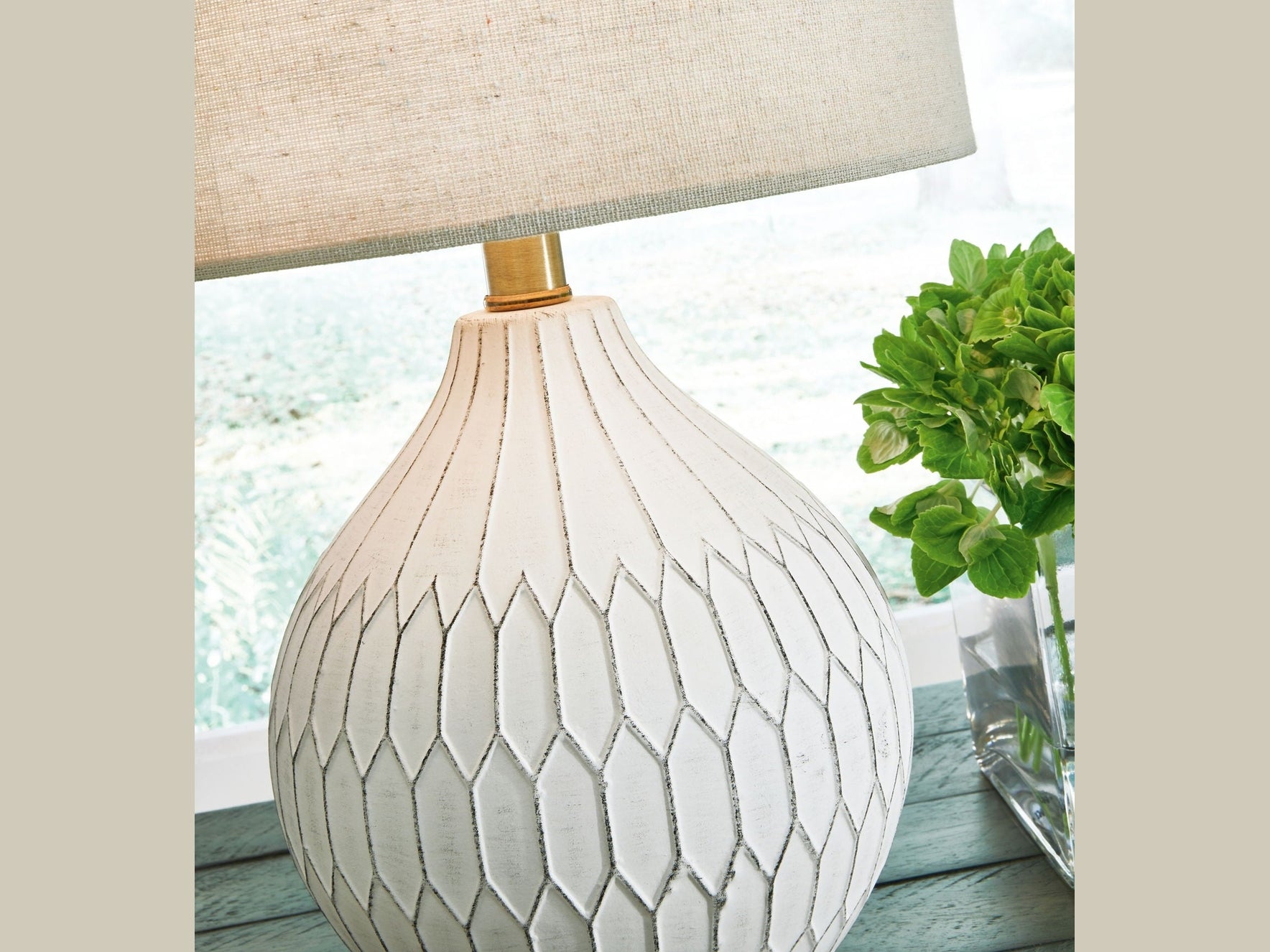 Wardmont - Ceramic Table Lamp  - White
