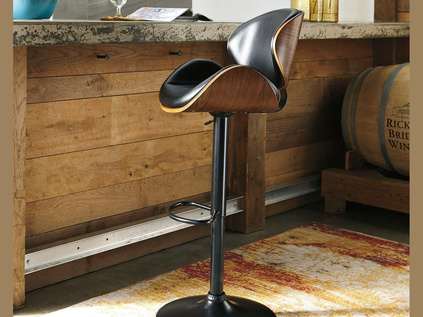 Bellatier - Adjustable Height Barstool