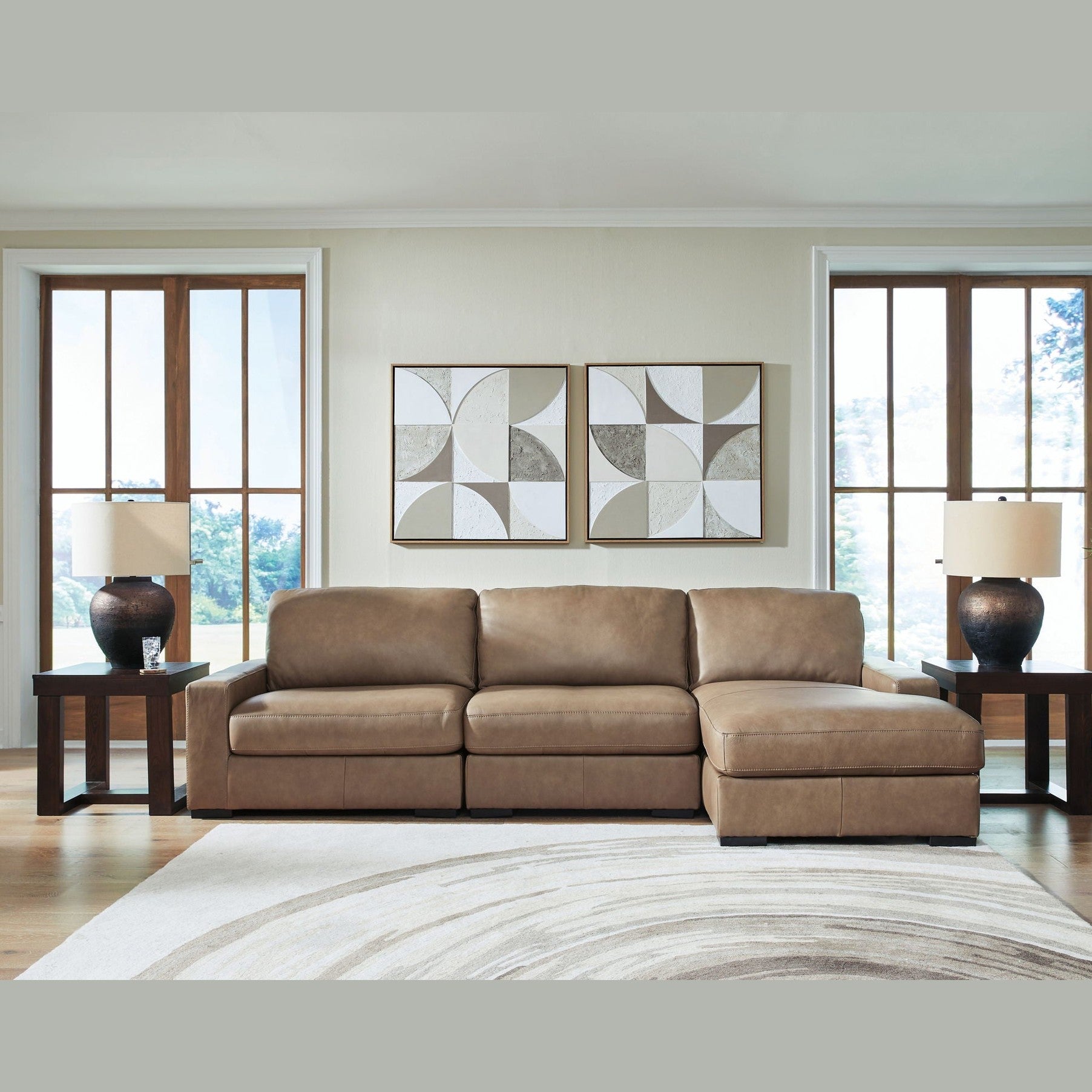 Veronella - Sectional