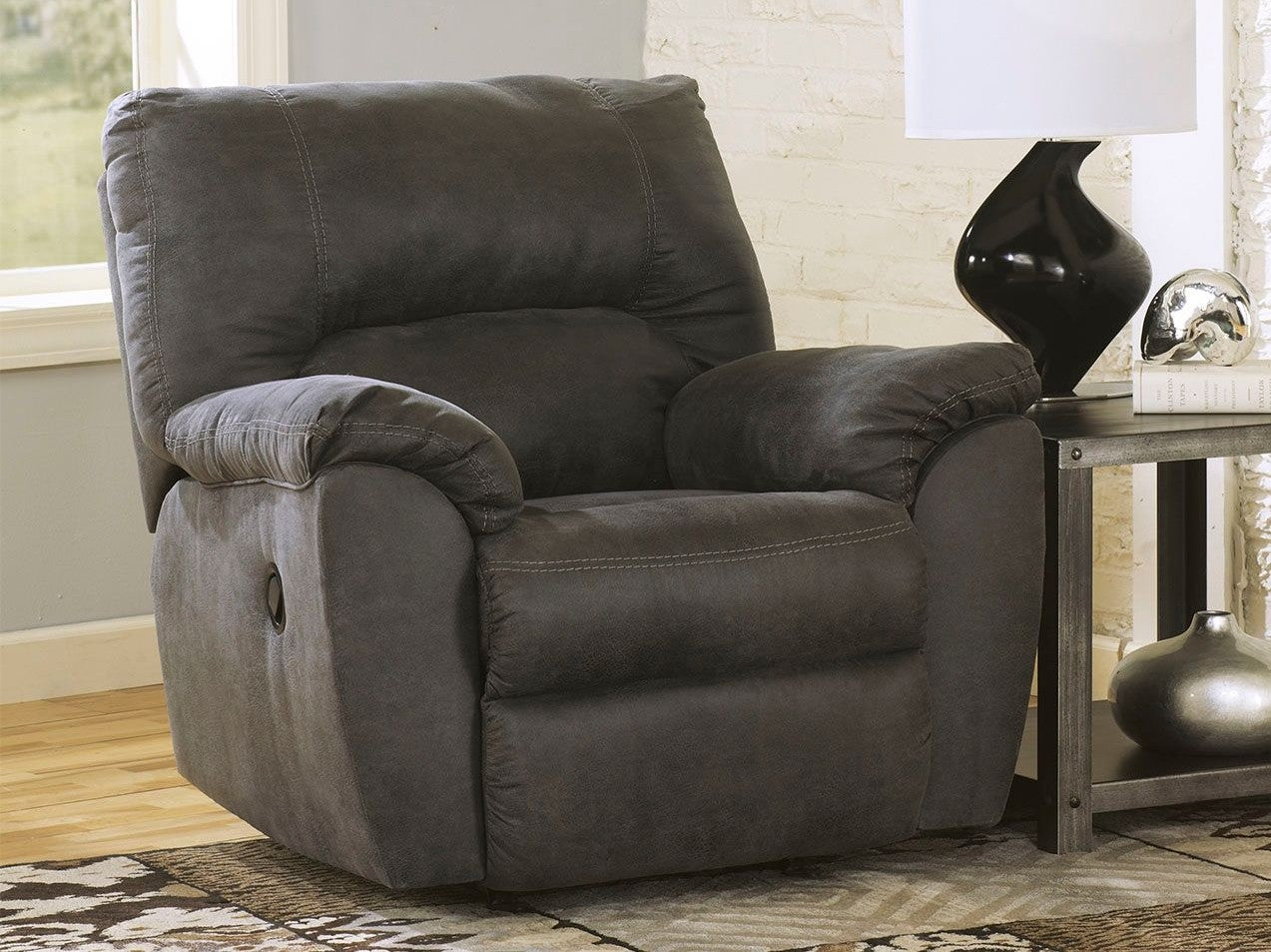 Tambo - Rocker Recliner