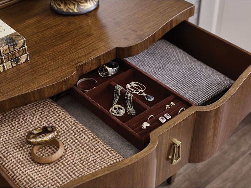 American Drew Vantage Littleton Drawer Dresser