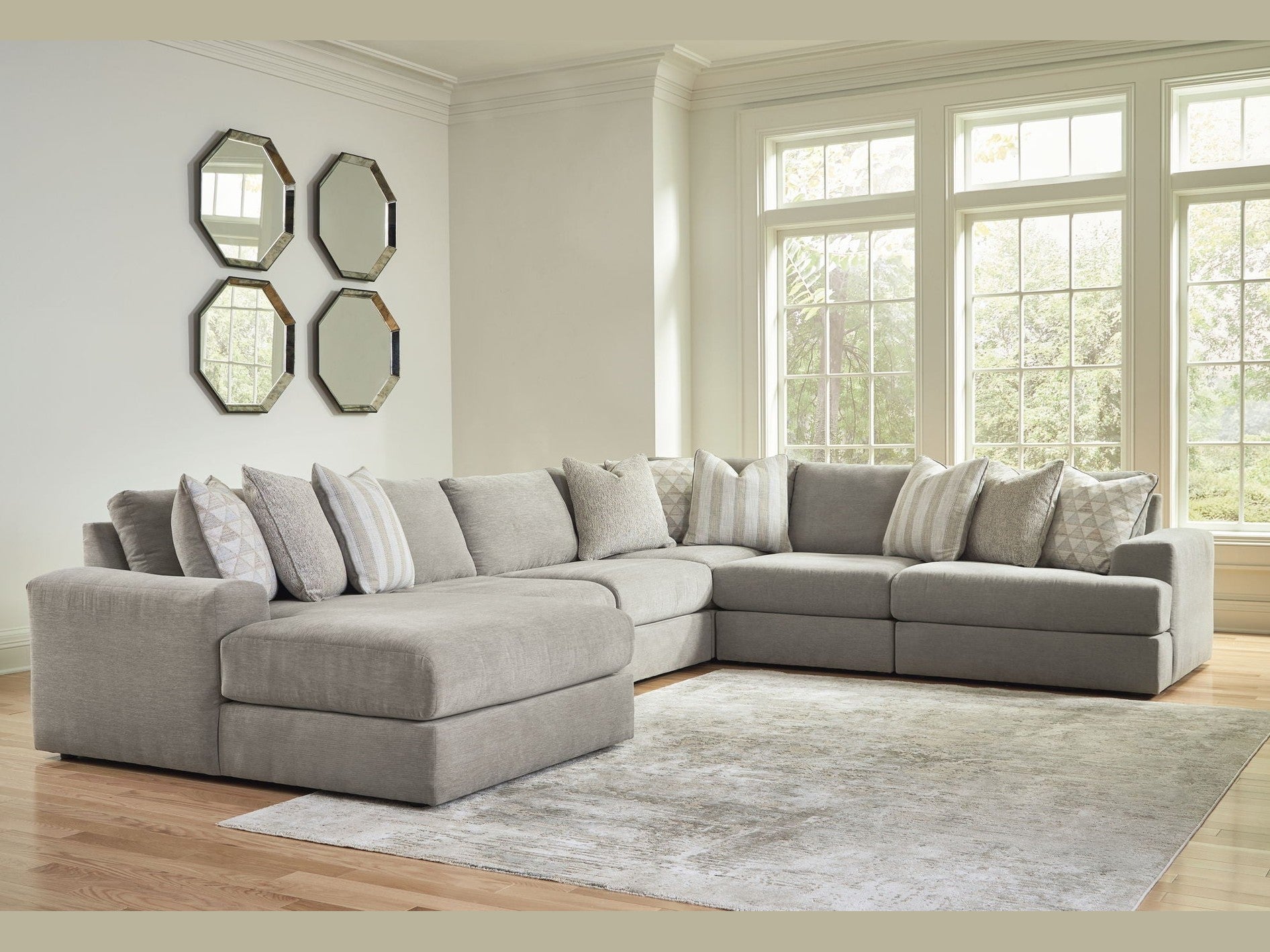 Avaliyah - Living Room Set