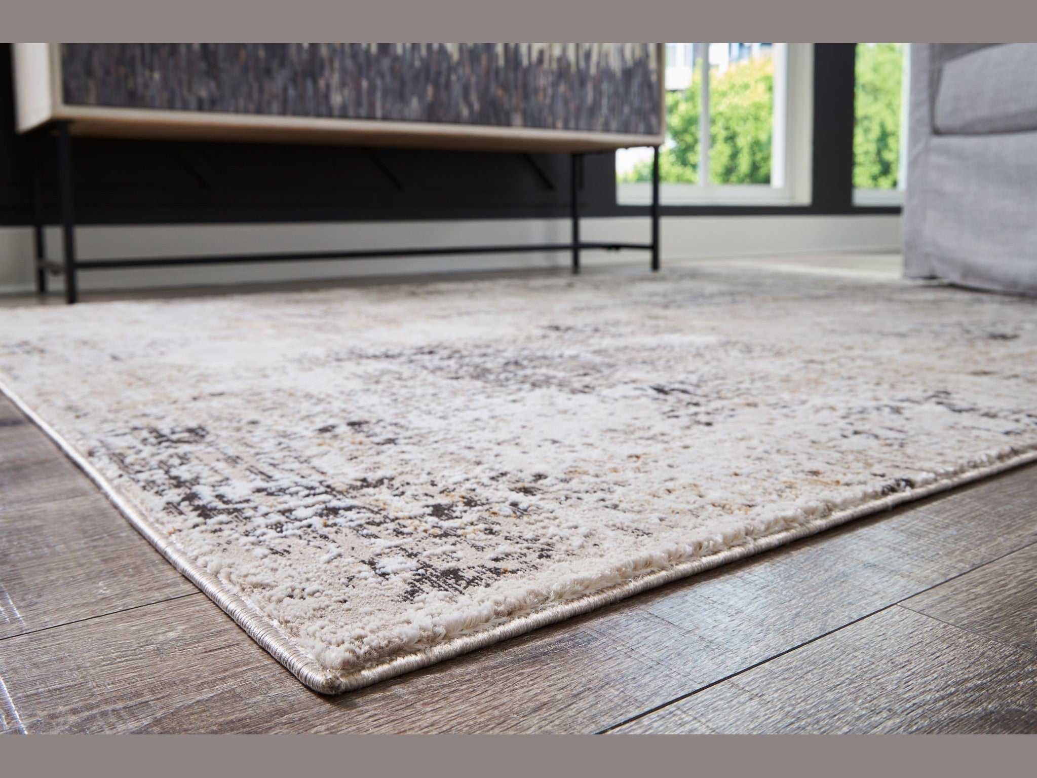Elaning - Rug