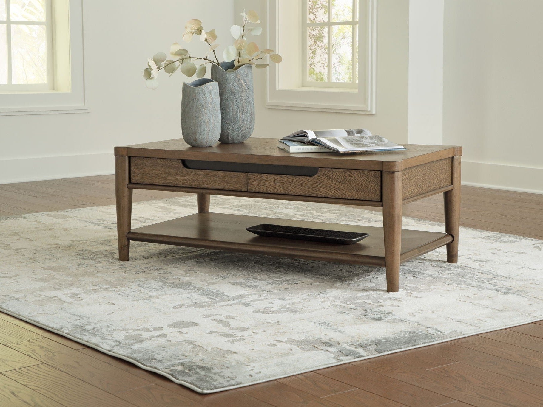 Roanhowe - Rectangular Cocktail Table - Brown