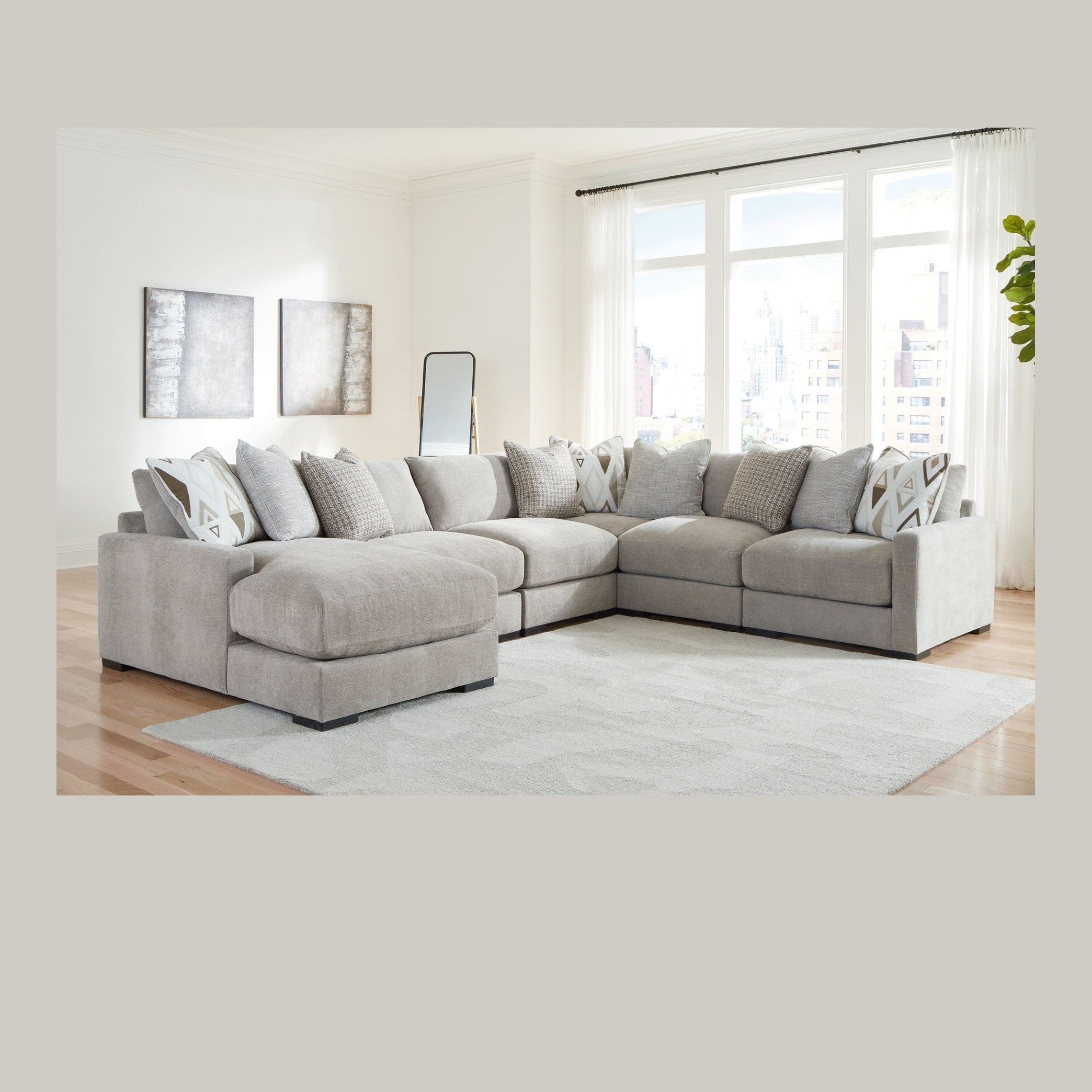 Aslan Court - Sectional
