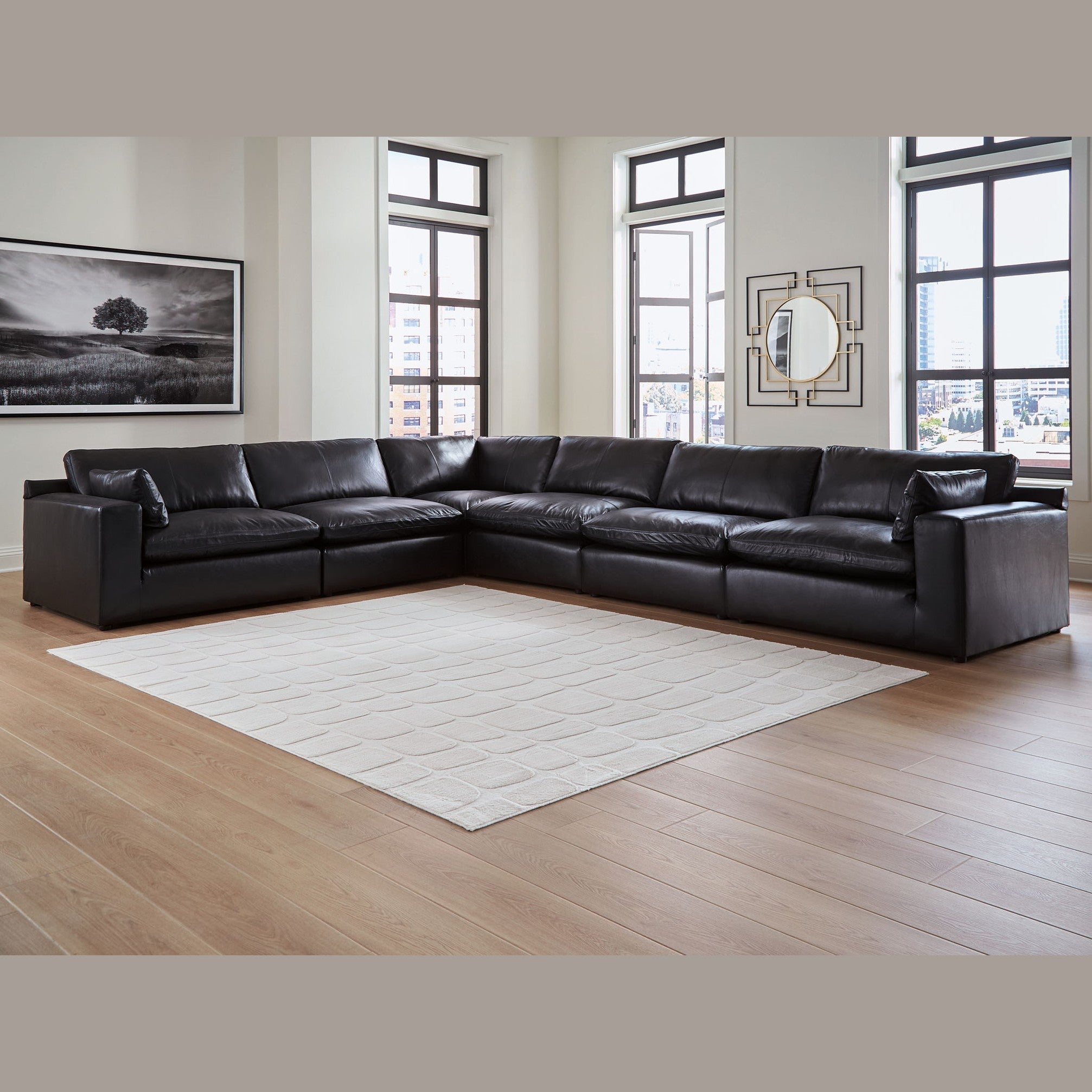Emilia - Sectional