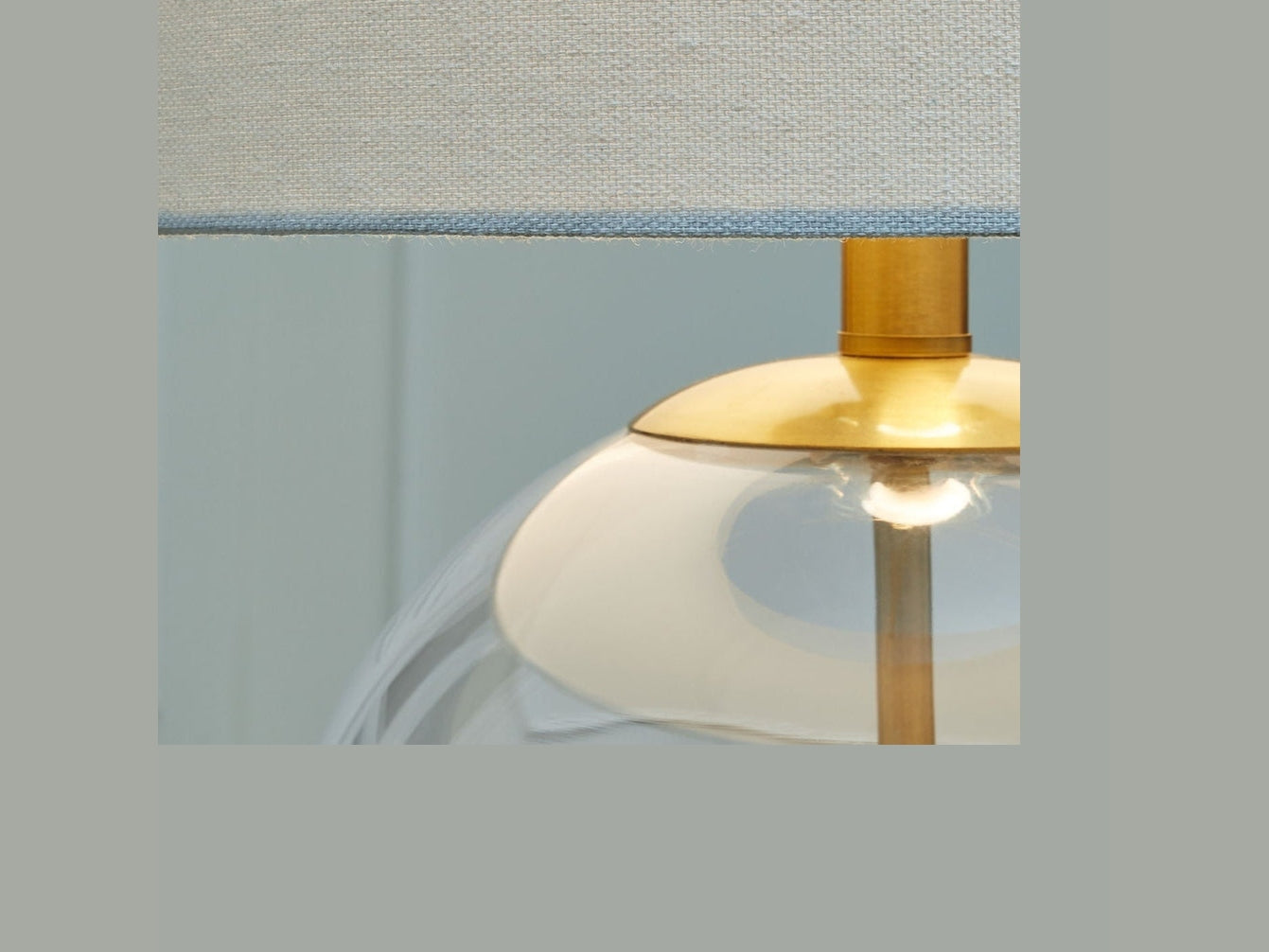 Samder - Glass Table Lamp  - White