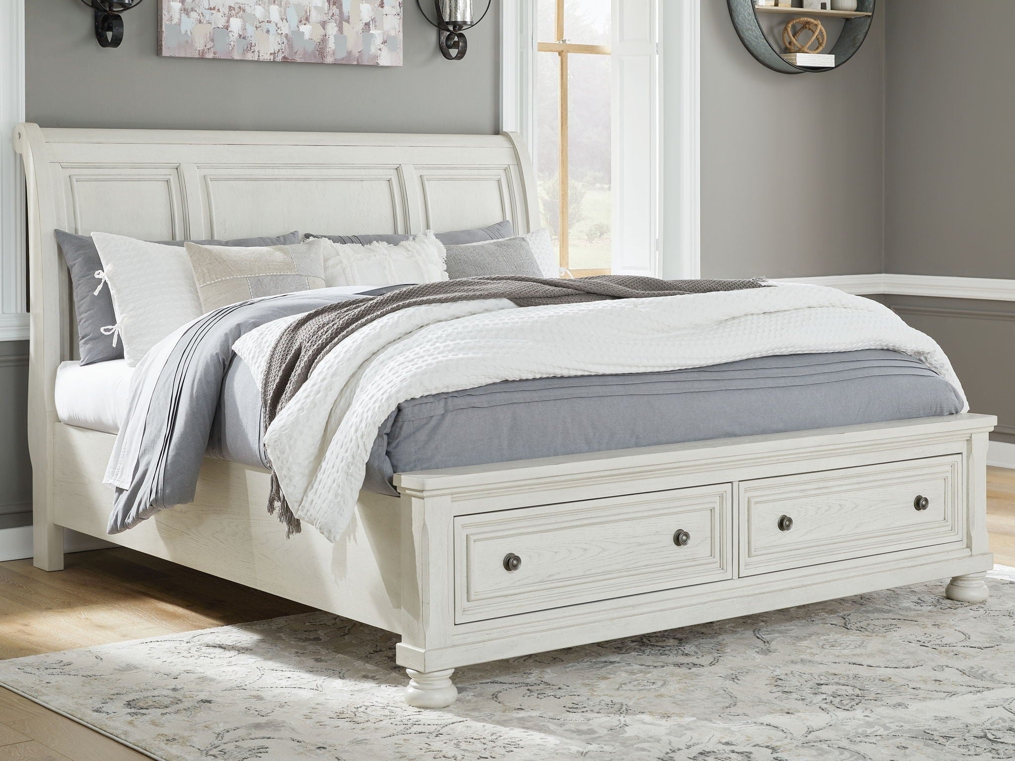 Robbinsdale - Sleigh Bedroom Set