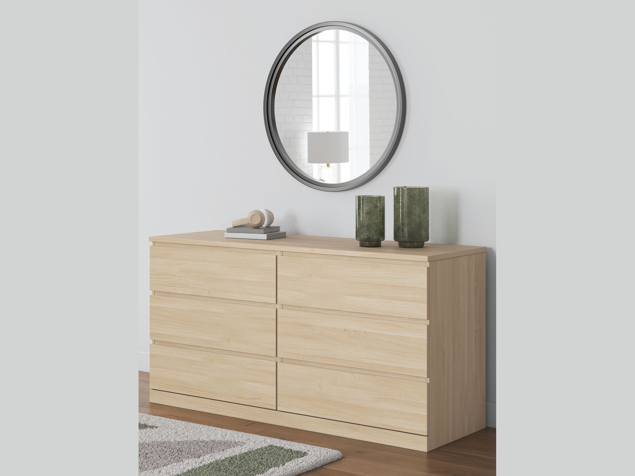 Onita - Six Drawer Dresser