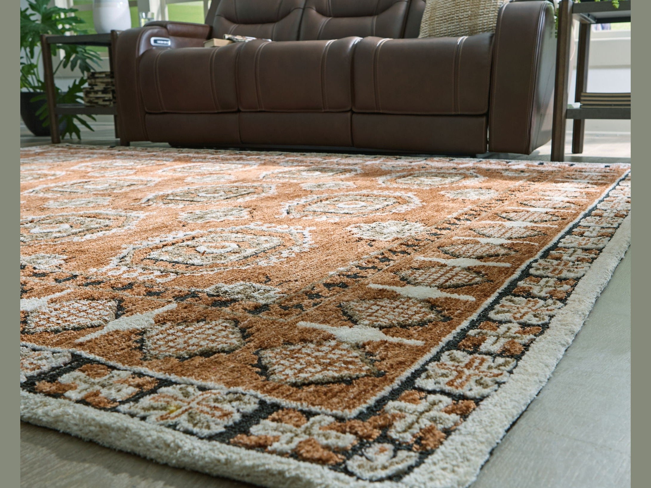 Qaabiz - Rug